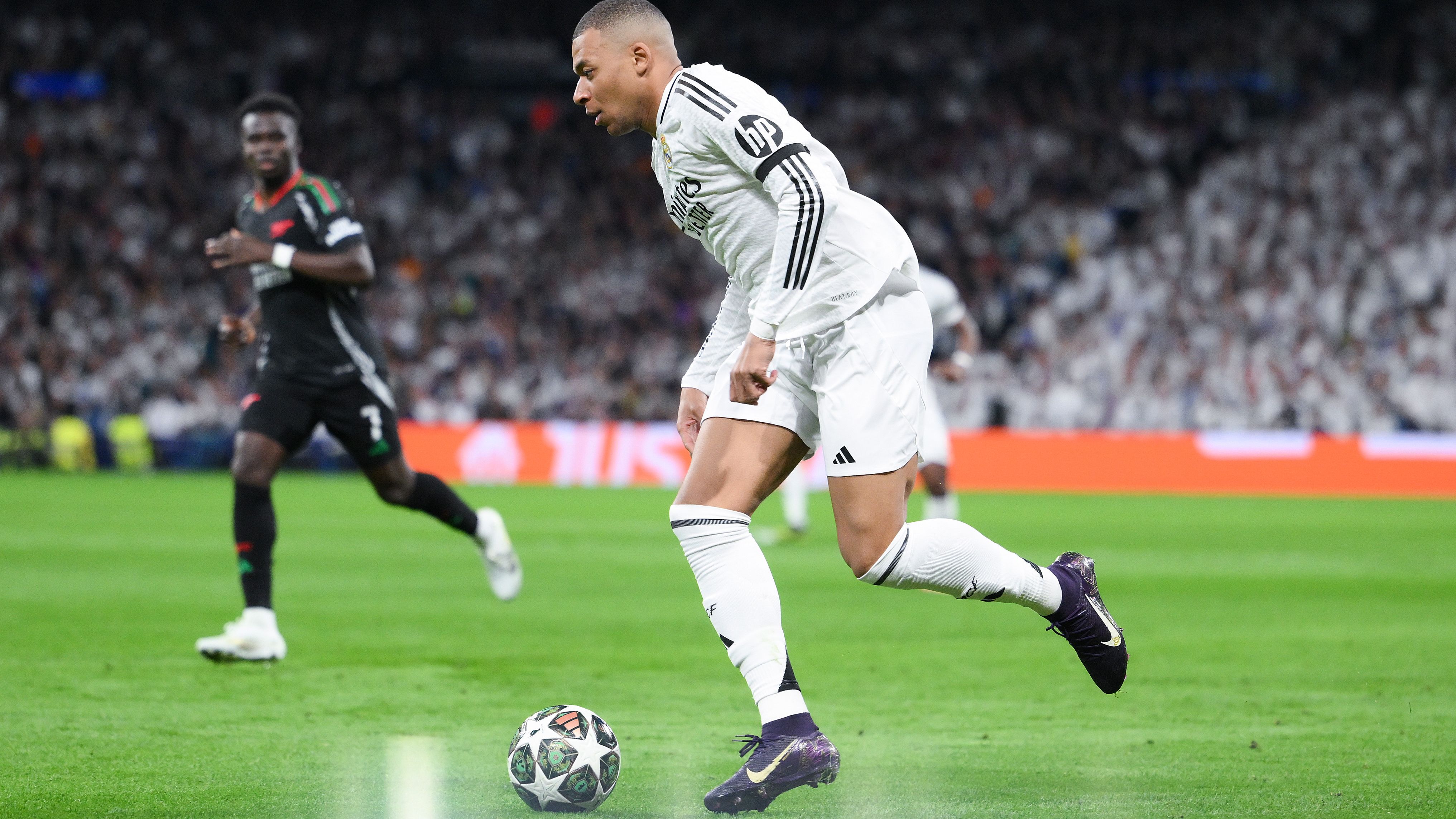 Real Madrid C.F. v Arsenal FC - UEFA Champions League 2024/25 Quarter Final Second Leg