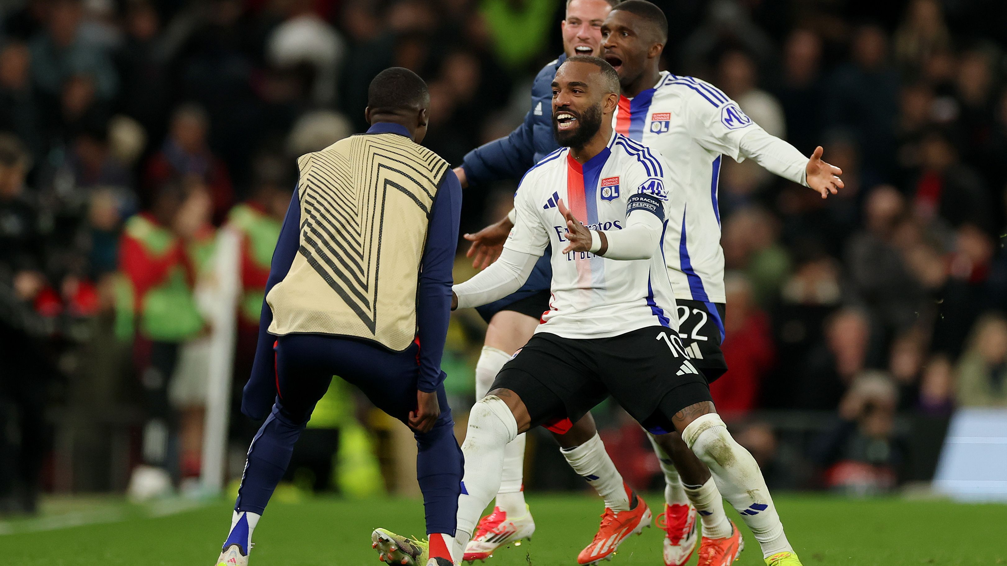 Manchester United v Olympique Lyonnais - UEFA Europa League 2024/25 Quarter Final Second Leg