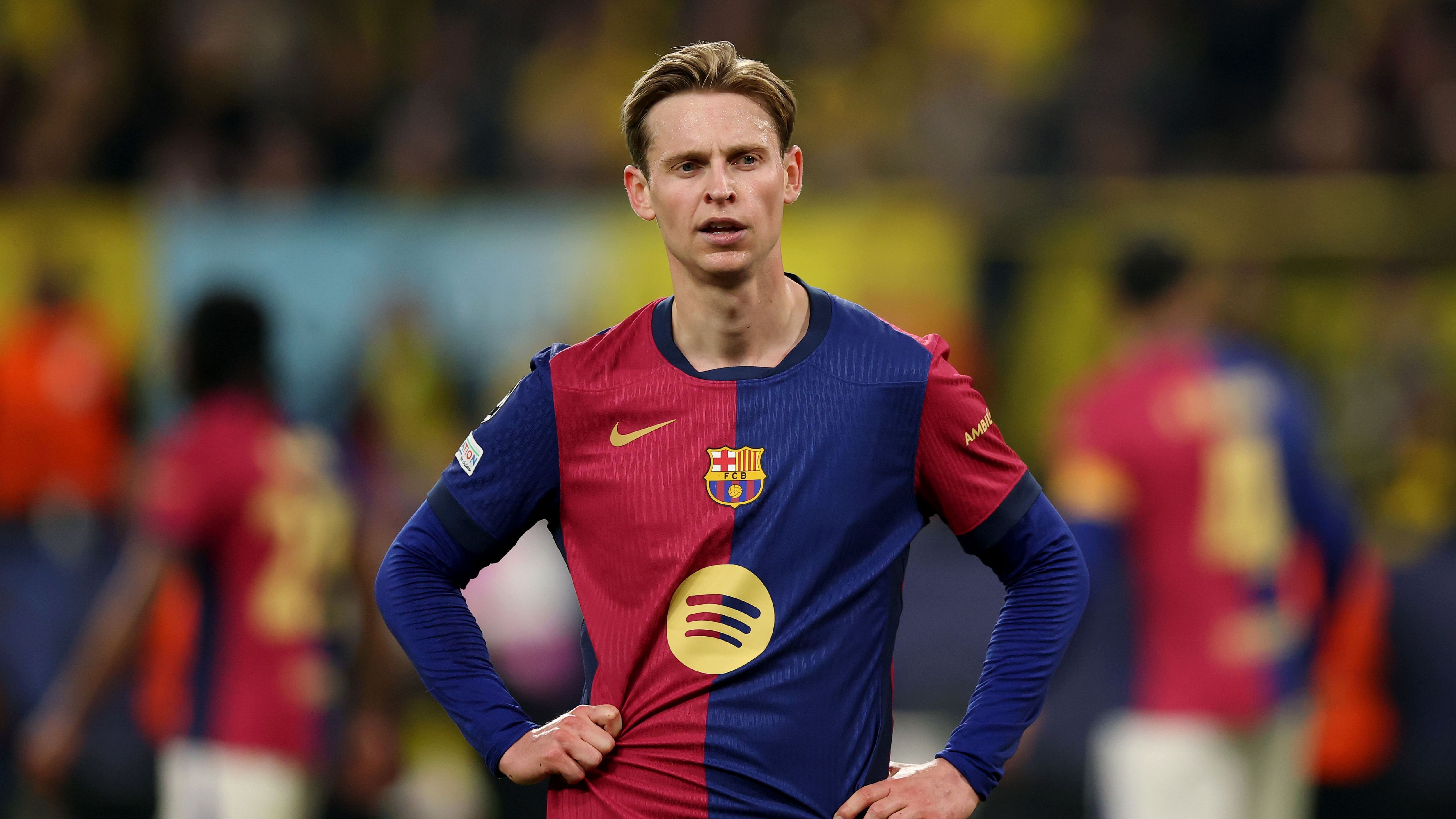 Barcelona midfielder Frenkie de Jong offers update on future plans as La Liga giants prepare new contract for Dutch star | Goal.com UK