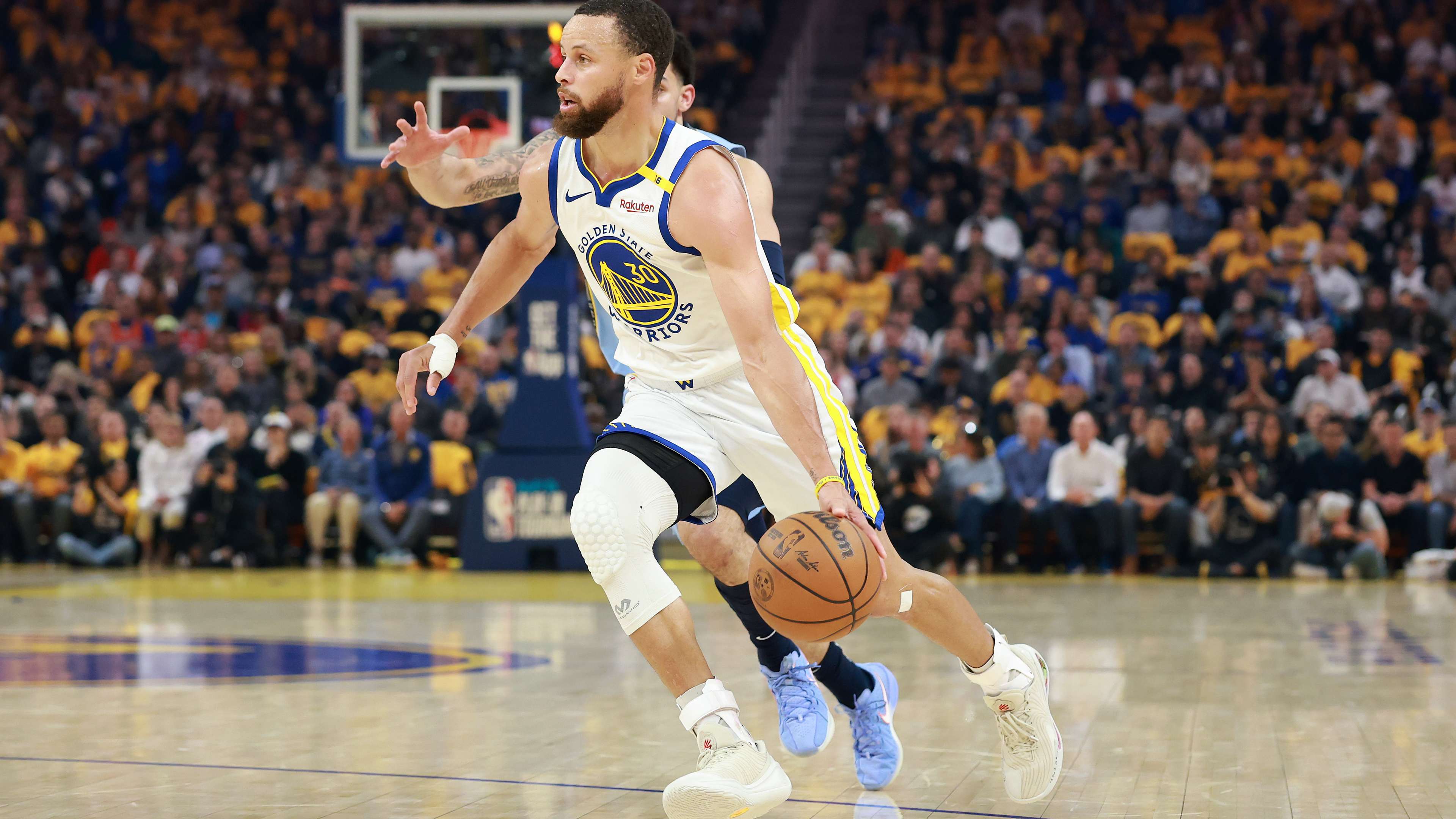 Memphis Grizzlies v Golden State Warriors - Play-In Tournament