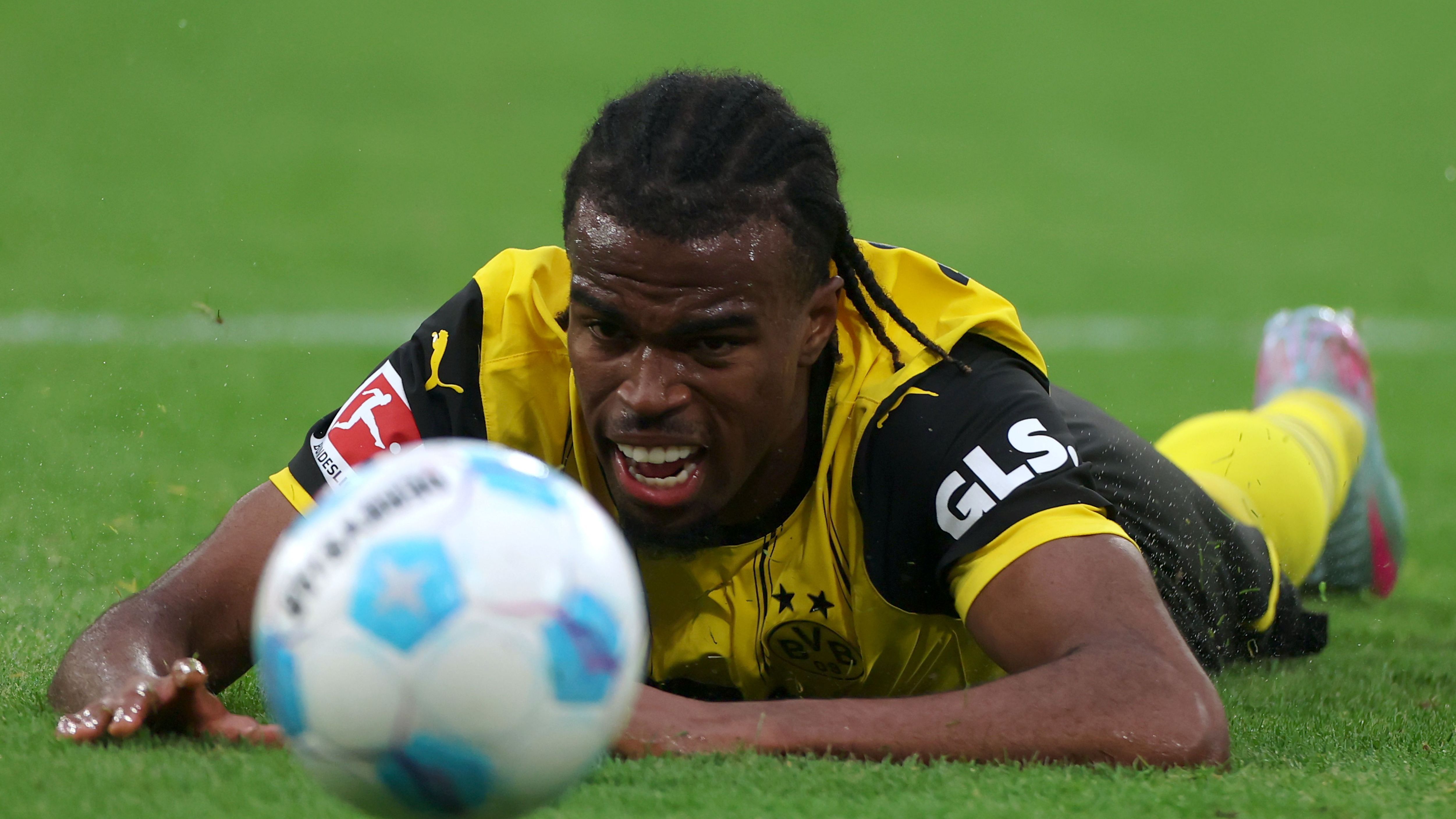 Borussia Dortmund v Borussia Mönchengladbach - Bundesliga