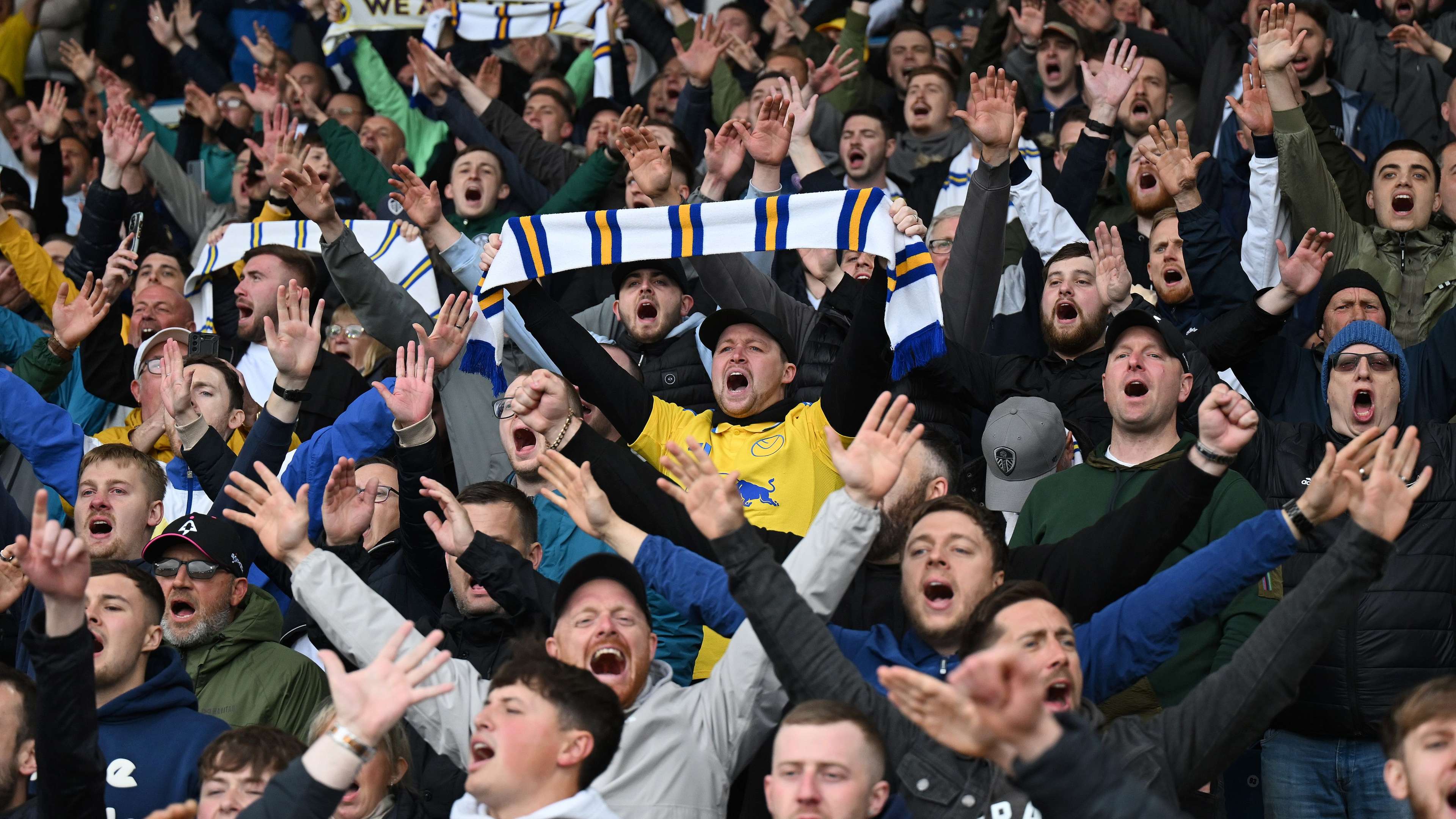 Leeds United FC v Stoke City FC - Sky Bet Championship