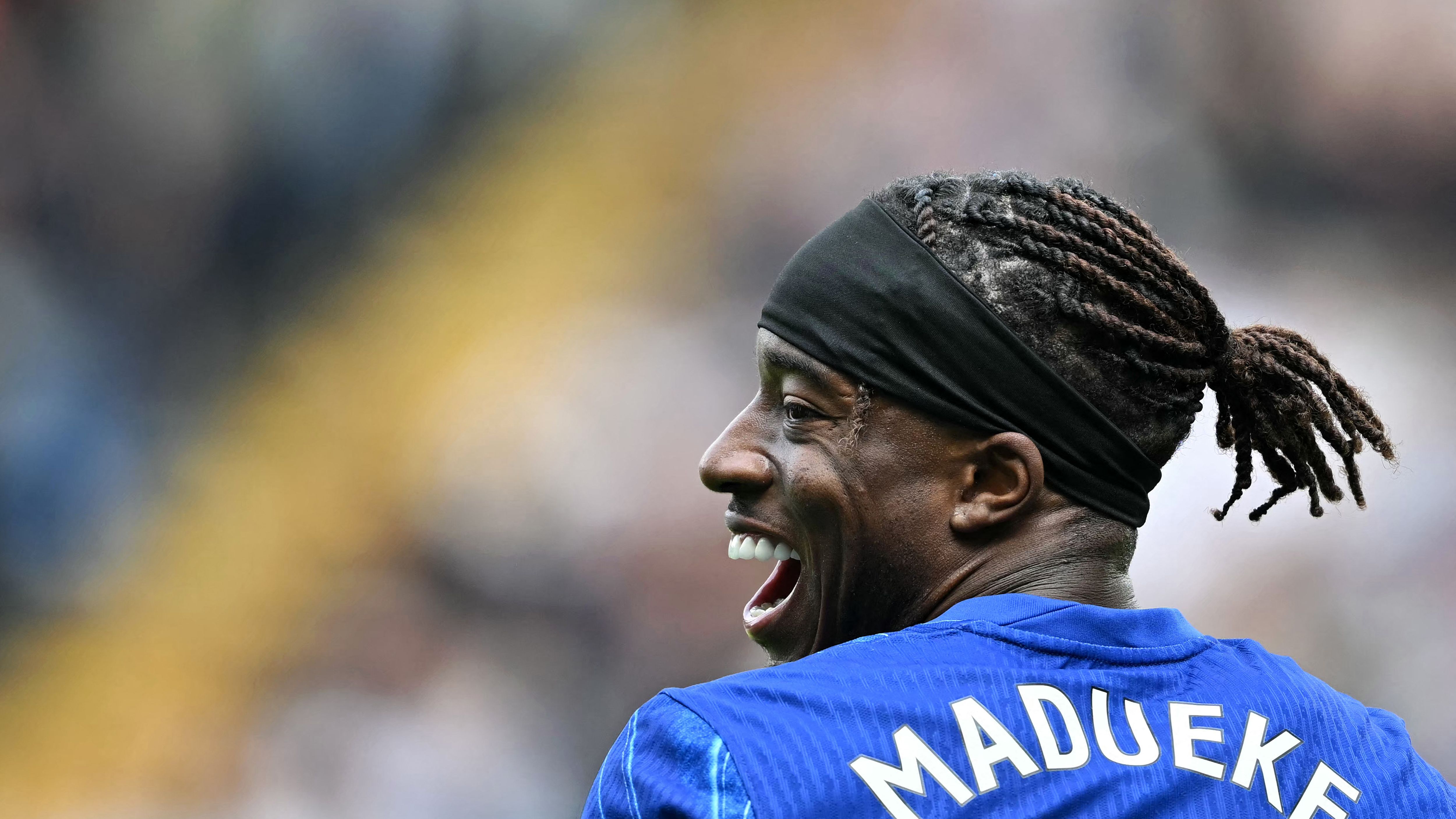 FBL-ENG-PR-CHELSEA-EVERTON