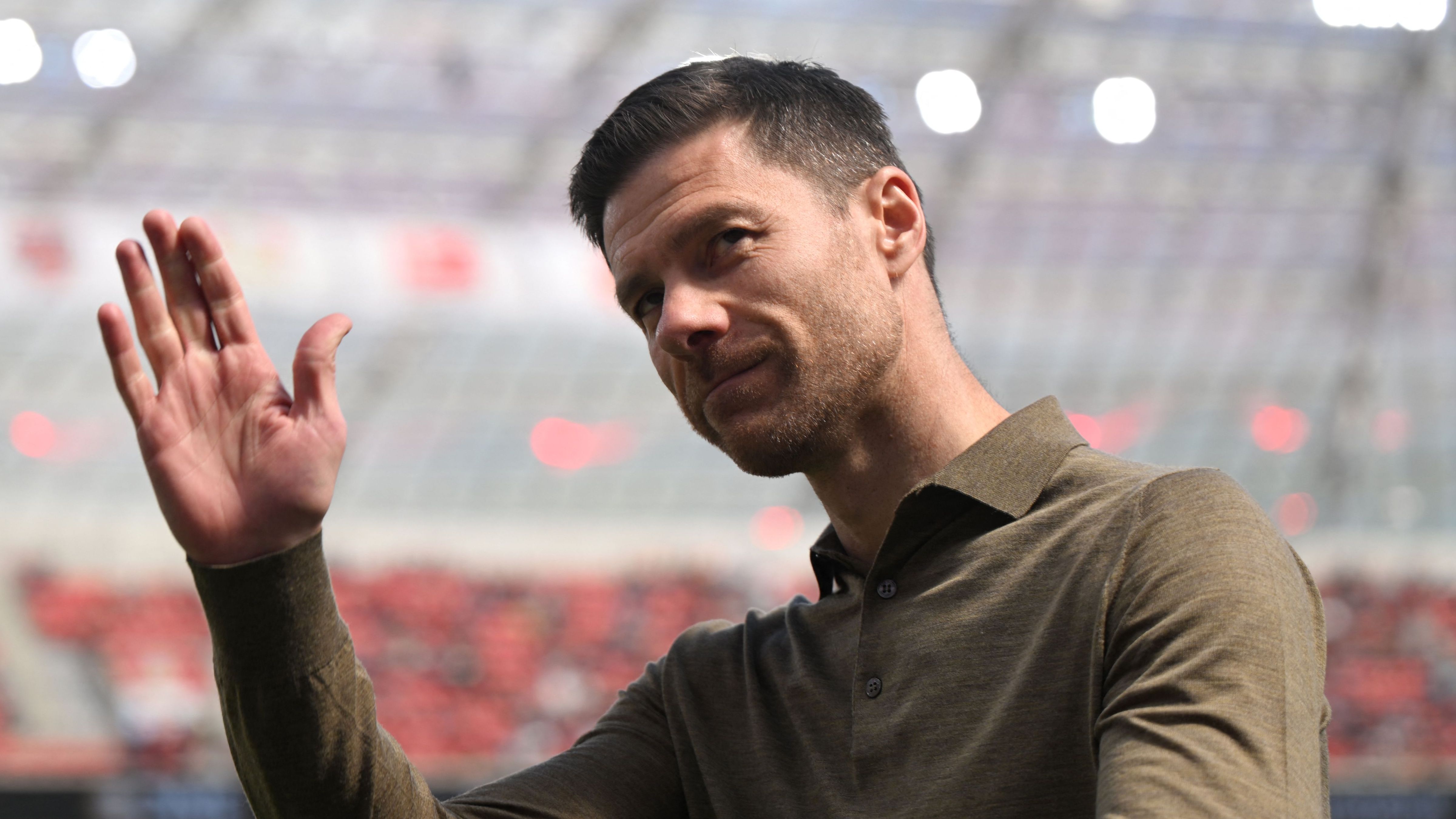 FBL-GER-BUNDESLIGA-LEVERKUSEN-AUGSBURG