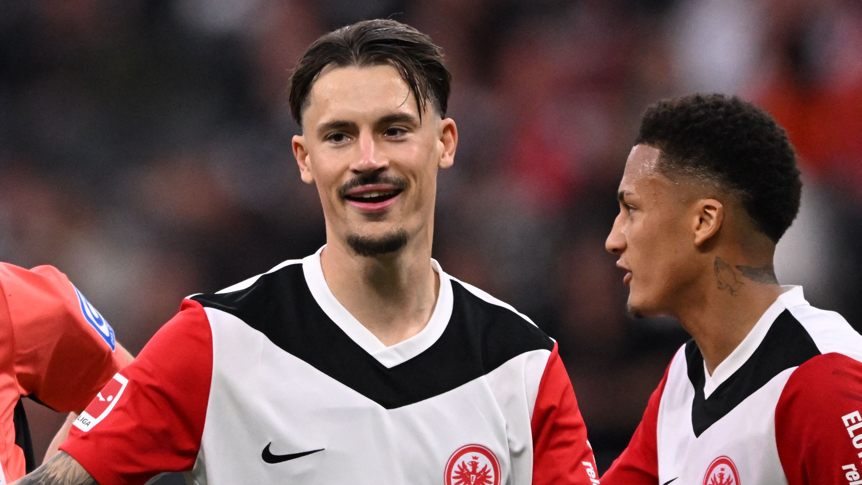 Transfer zum BVB? Innenverteidiger macht Zukunfts-Entscheidung offenbar von einem Faktor abhängig