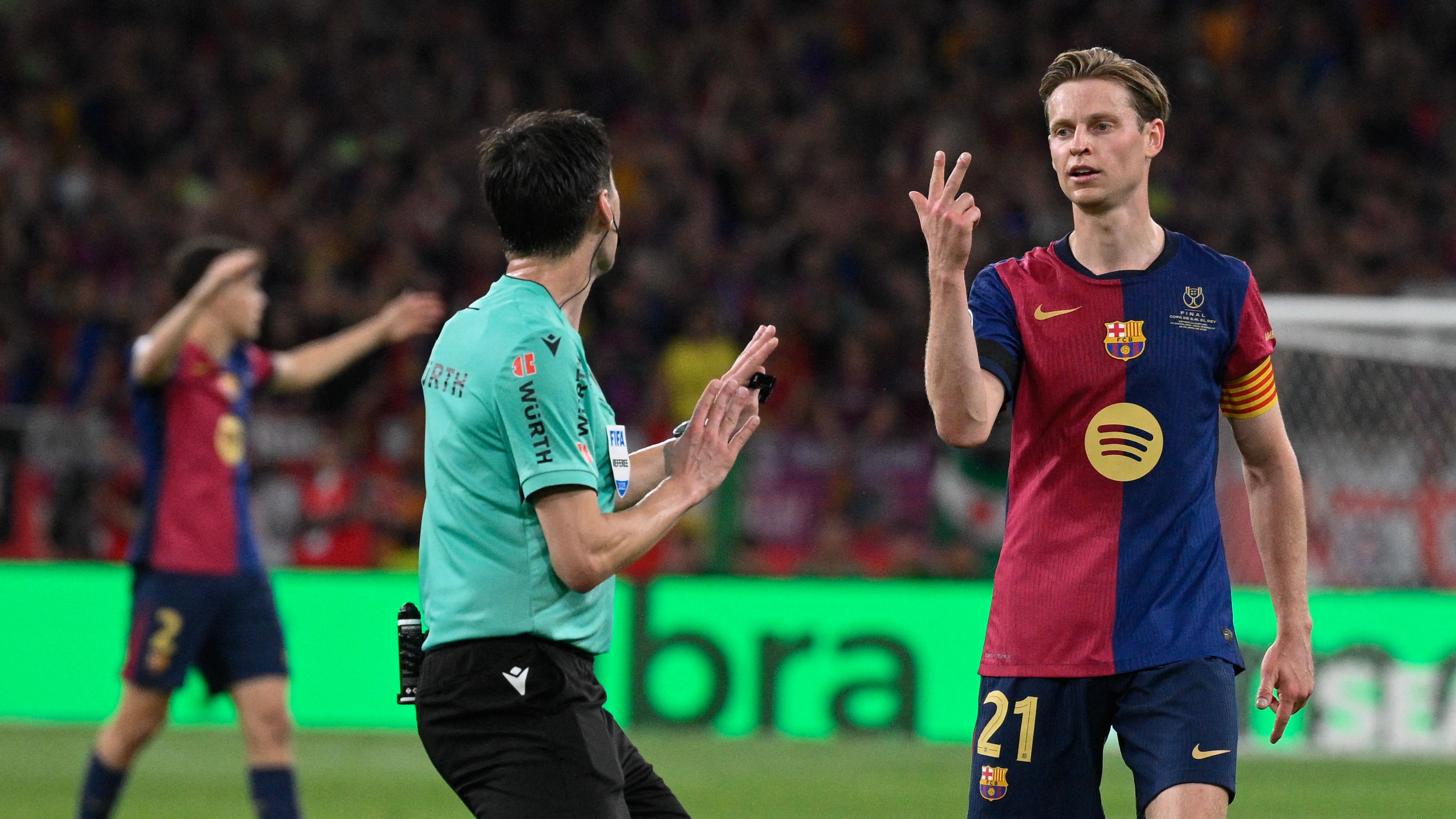 FBL-ESP-CUP-BARCELONA-REAL MADRID