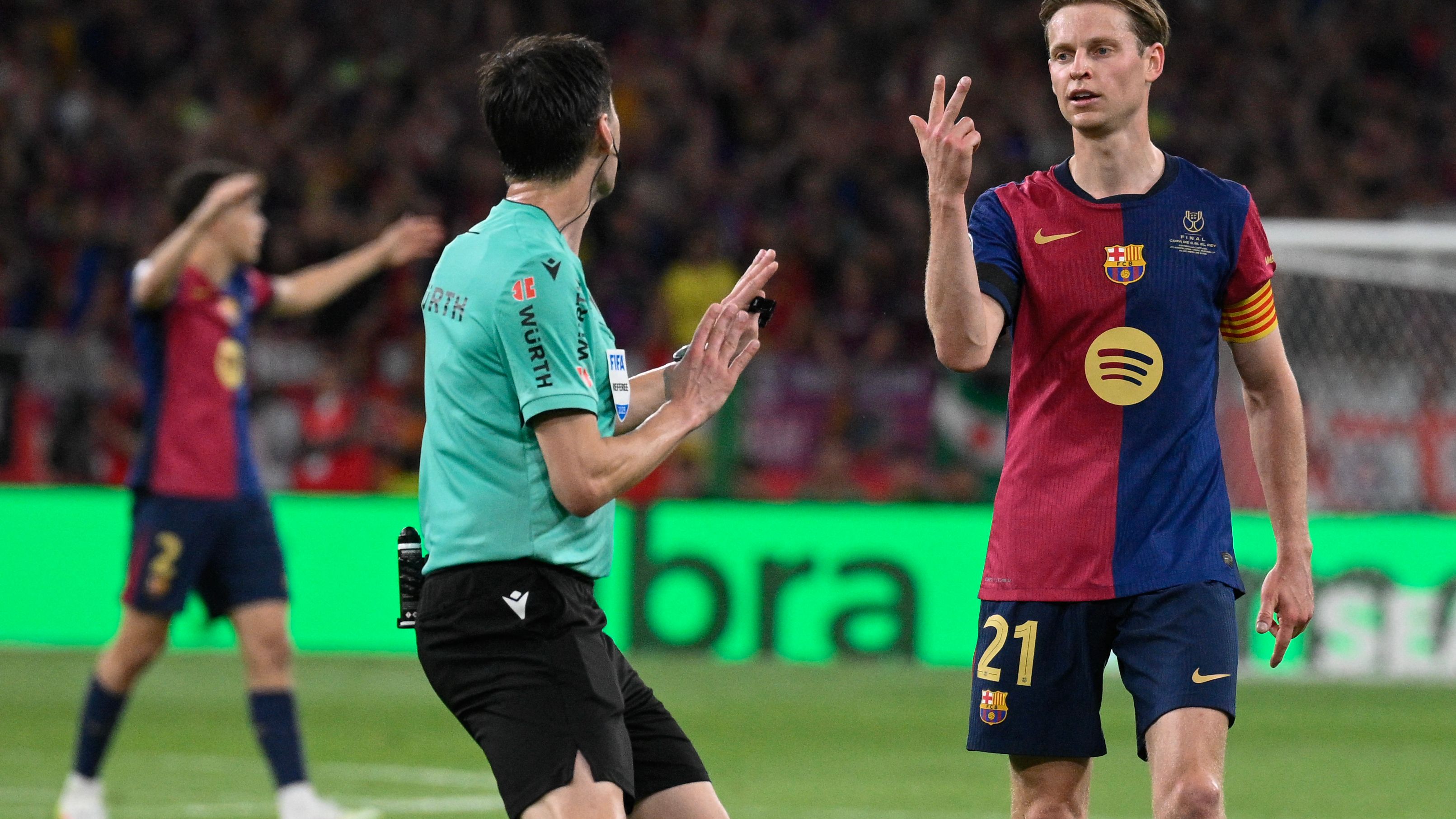 FBL-ESP-CUP-BARCELONA-REAL MADRID