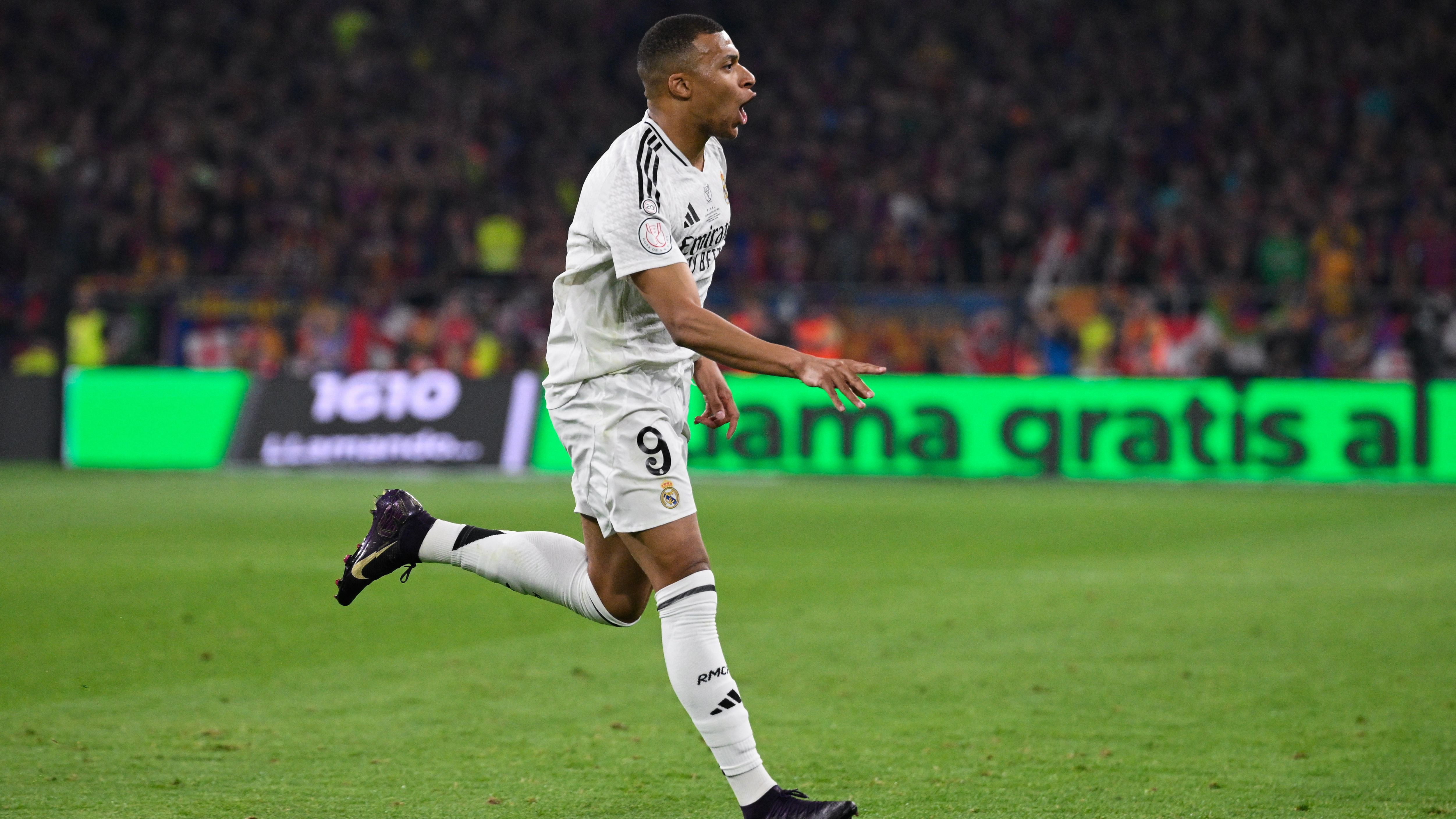 FBL-ESP-CUP-BARCELONA-REAL MADRID