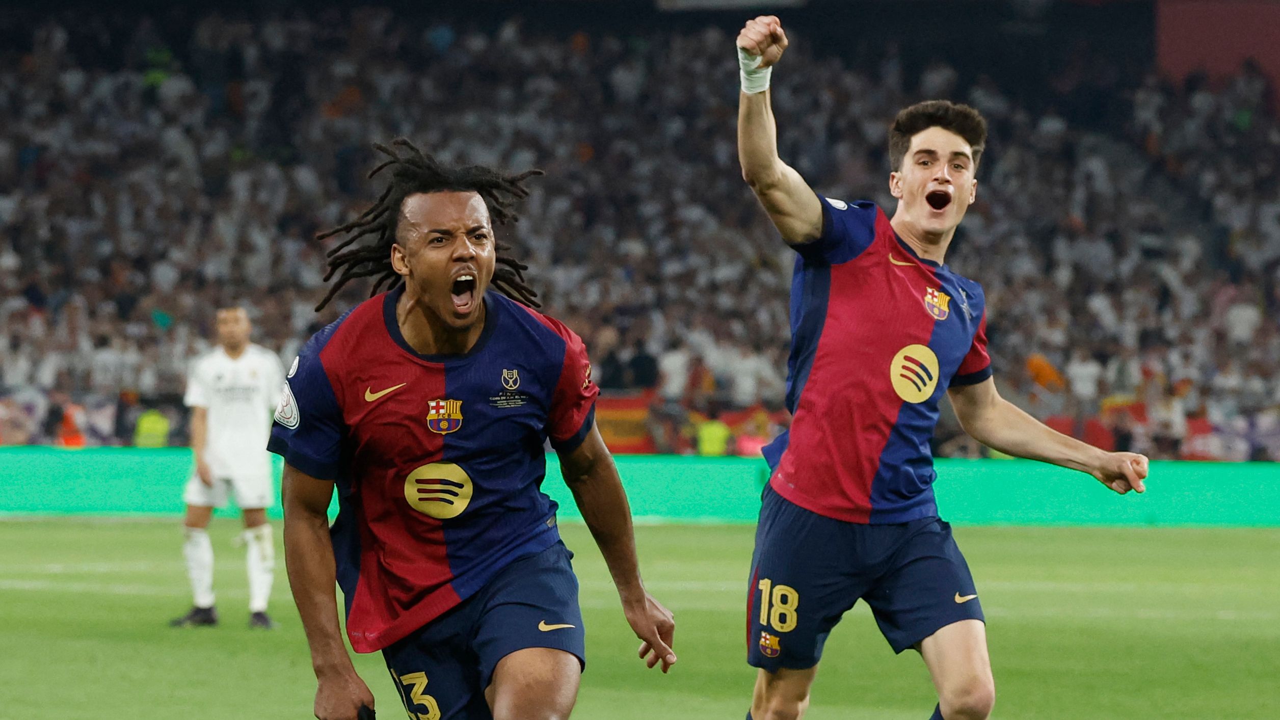 TOPSHOT-FBL-ESP-CUP-BARCELONA-REAL MADRID