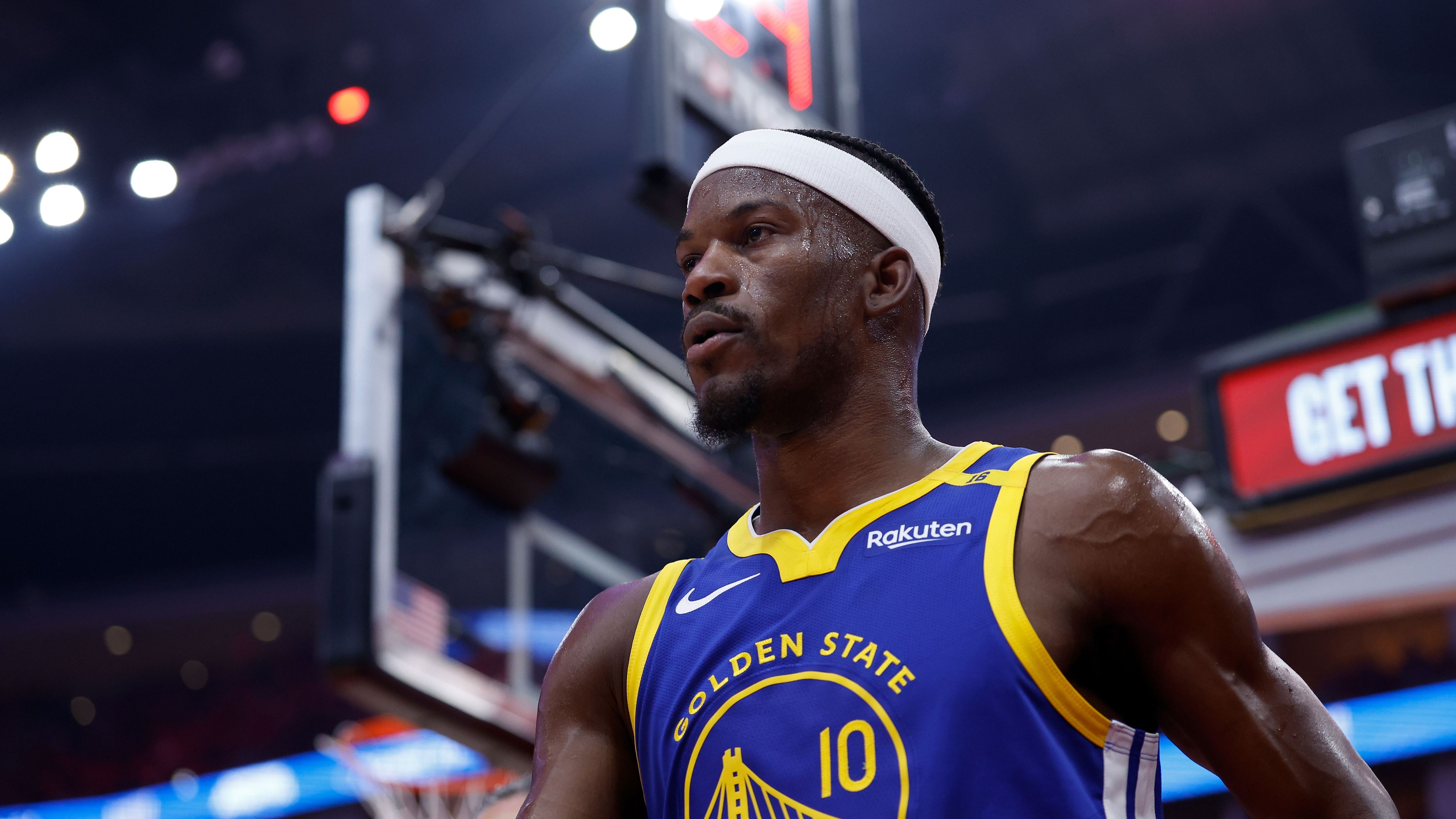 Golden State Warriors star Jimmy Butler shows up at Botafogo vs PSG match rocking a Sevilla jersey | Goal.com UK