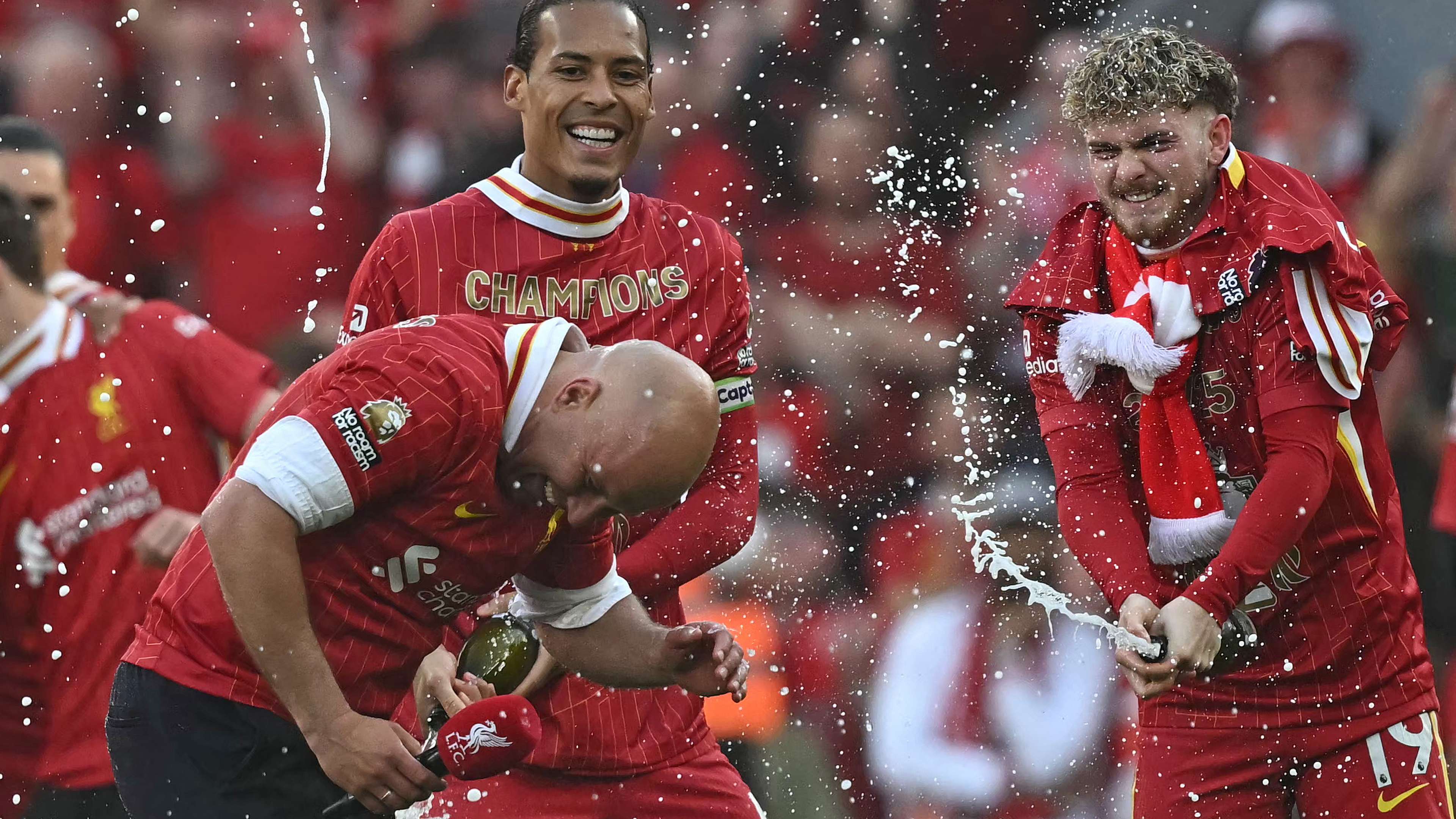 TOPSHOT-FBL-ENG-PR-LIVERPOOL-TOTTENHAM