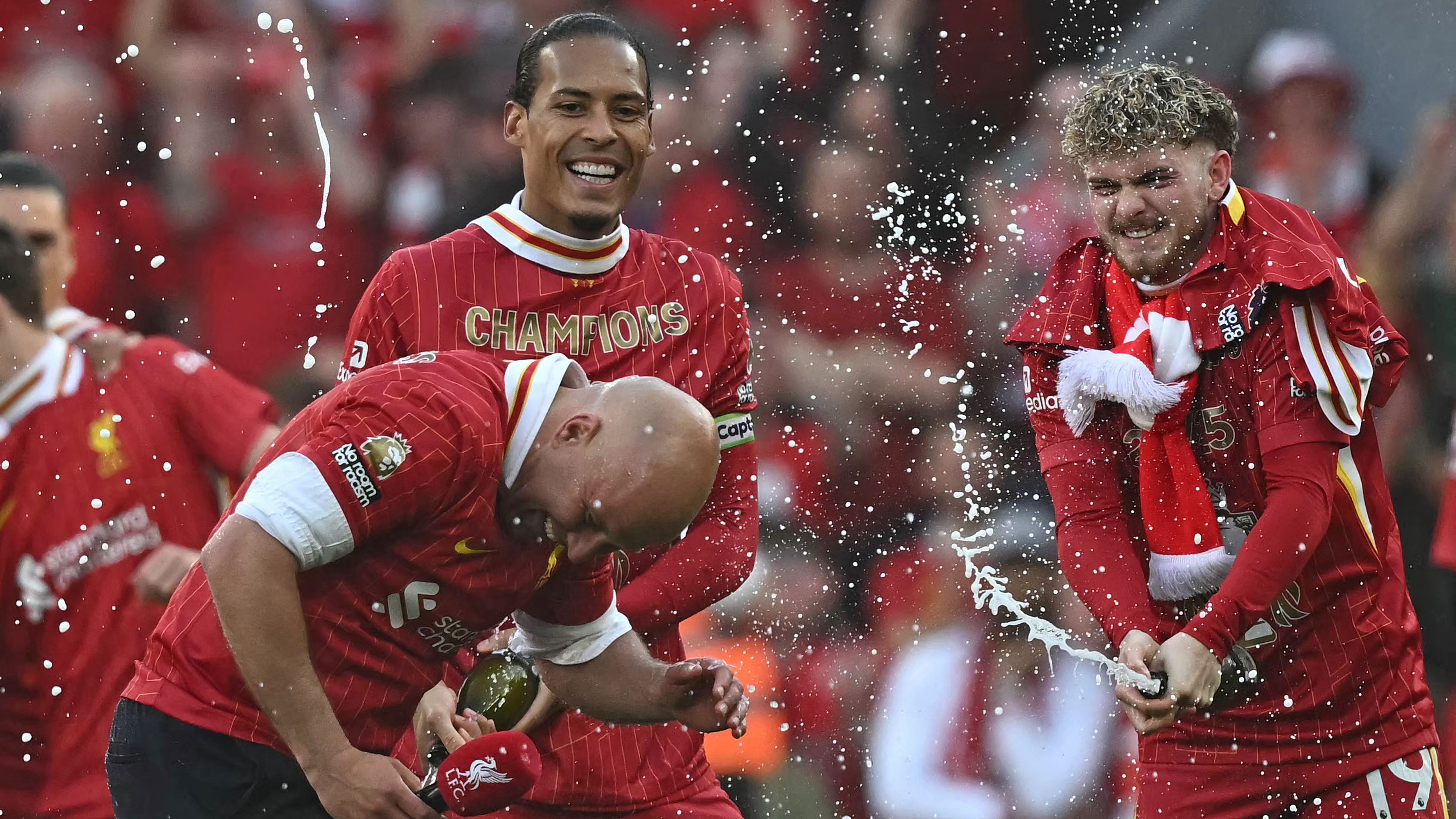 TOPSHOT-FBL-ENG-PR-LIVERPOOL-TOTTENHAM