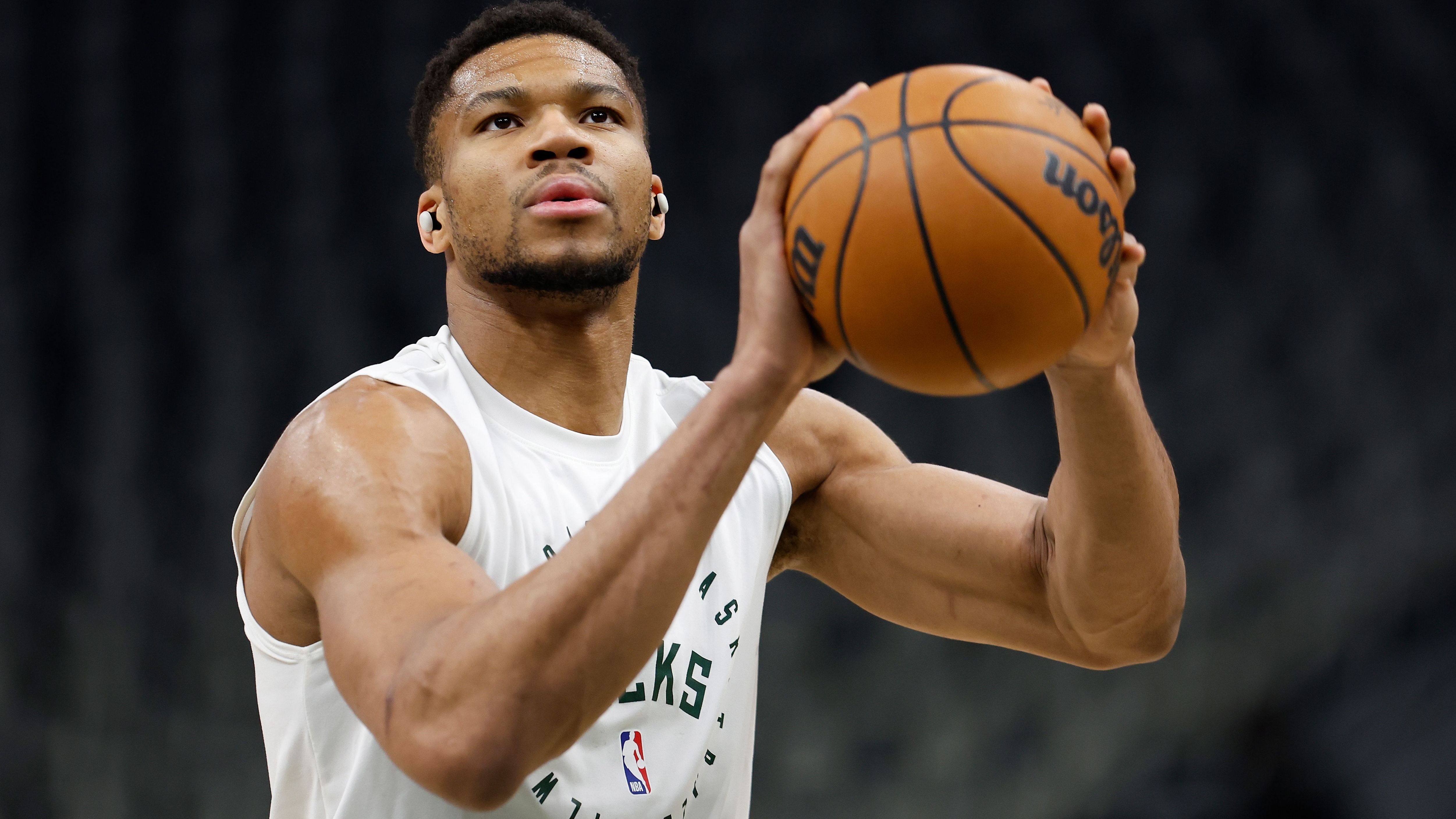 Indiana Pacers v Milwaukee Bucks - Game Three