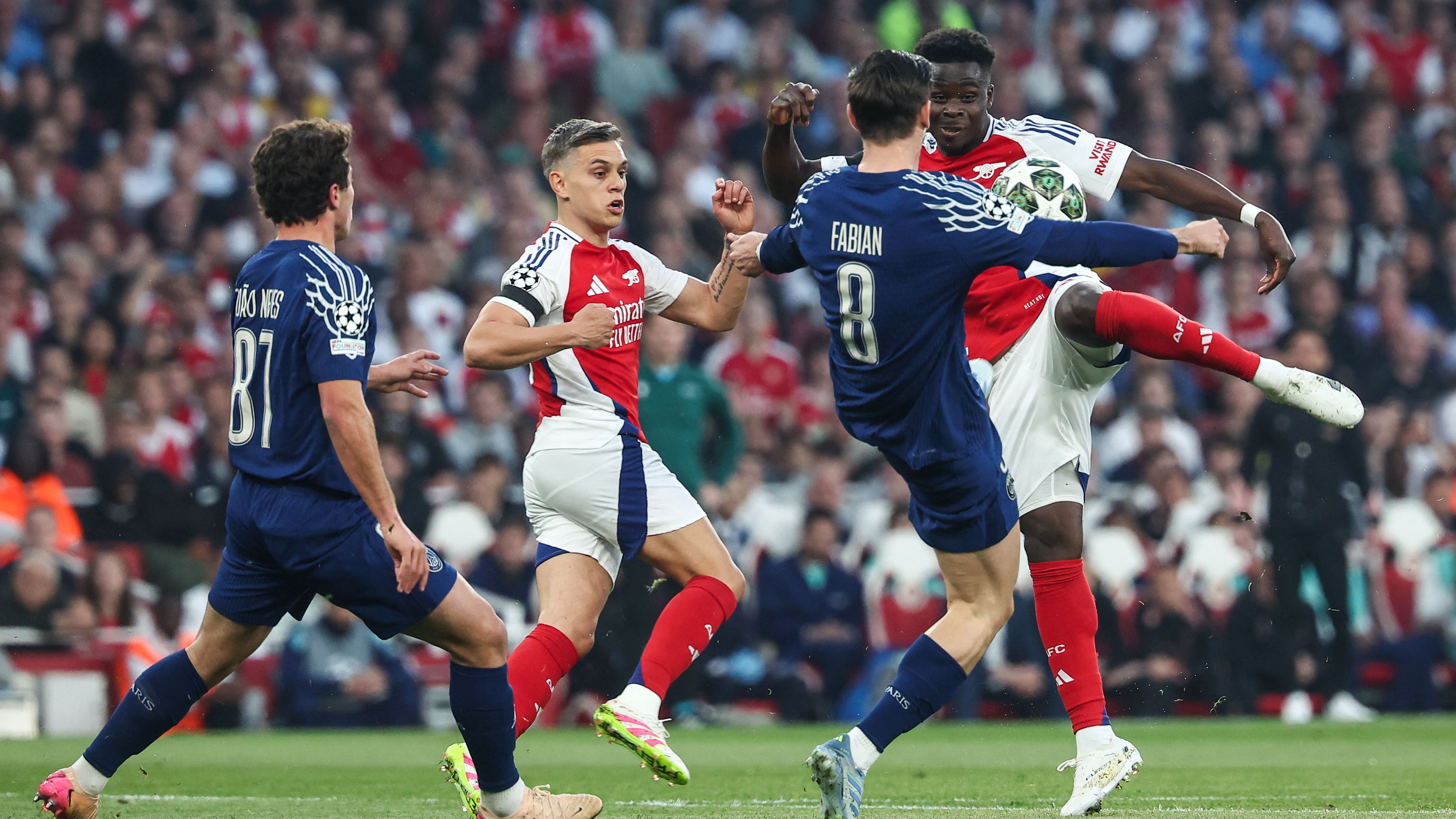 FBL-EUR-C1-ARSENAL-PSG