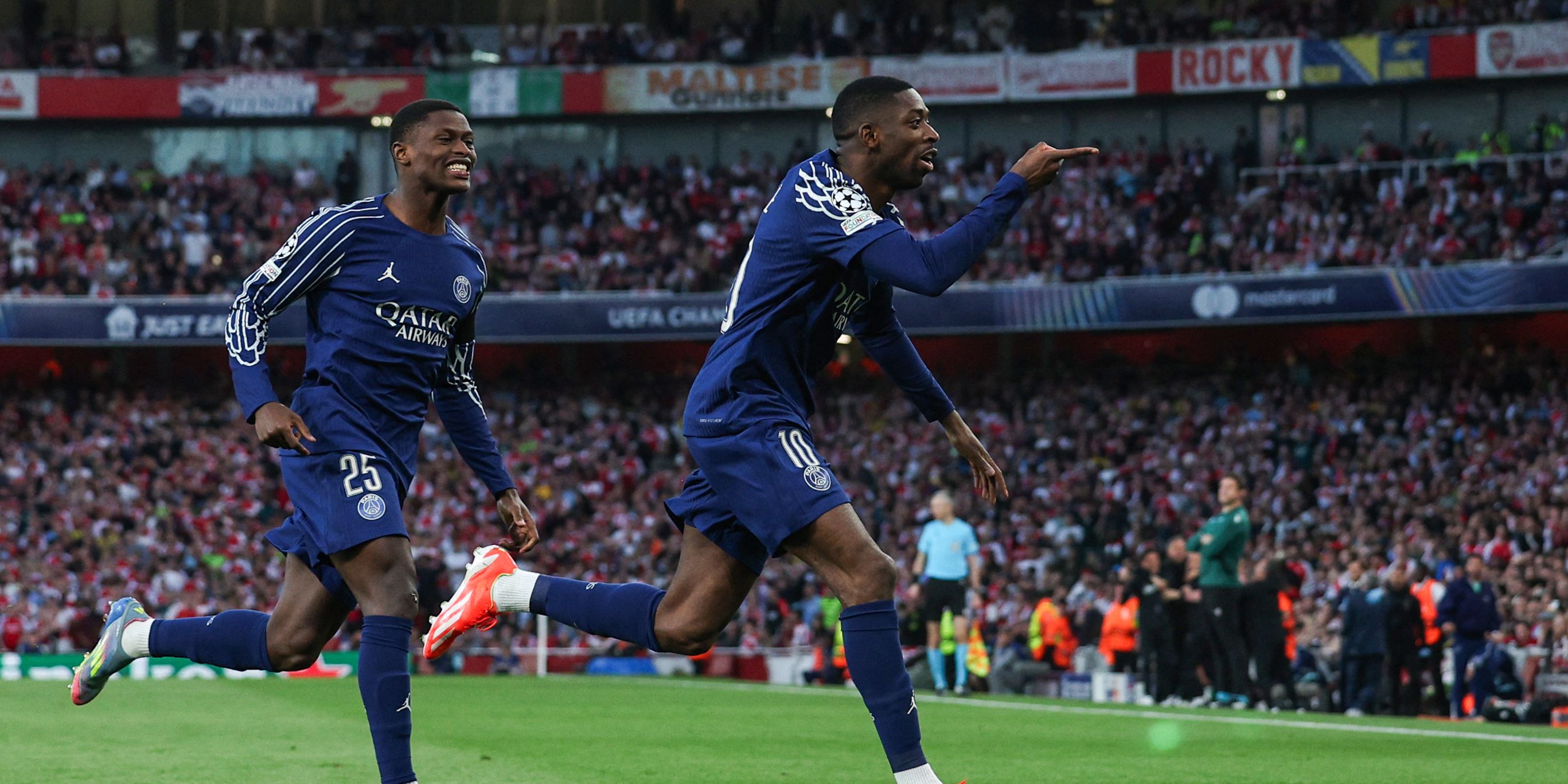 TOPSHOT-FBL-EUR-C1-ARSENAL-PSG