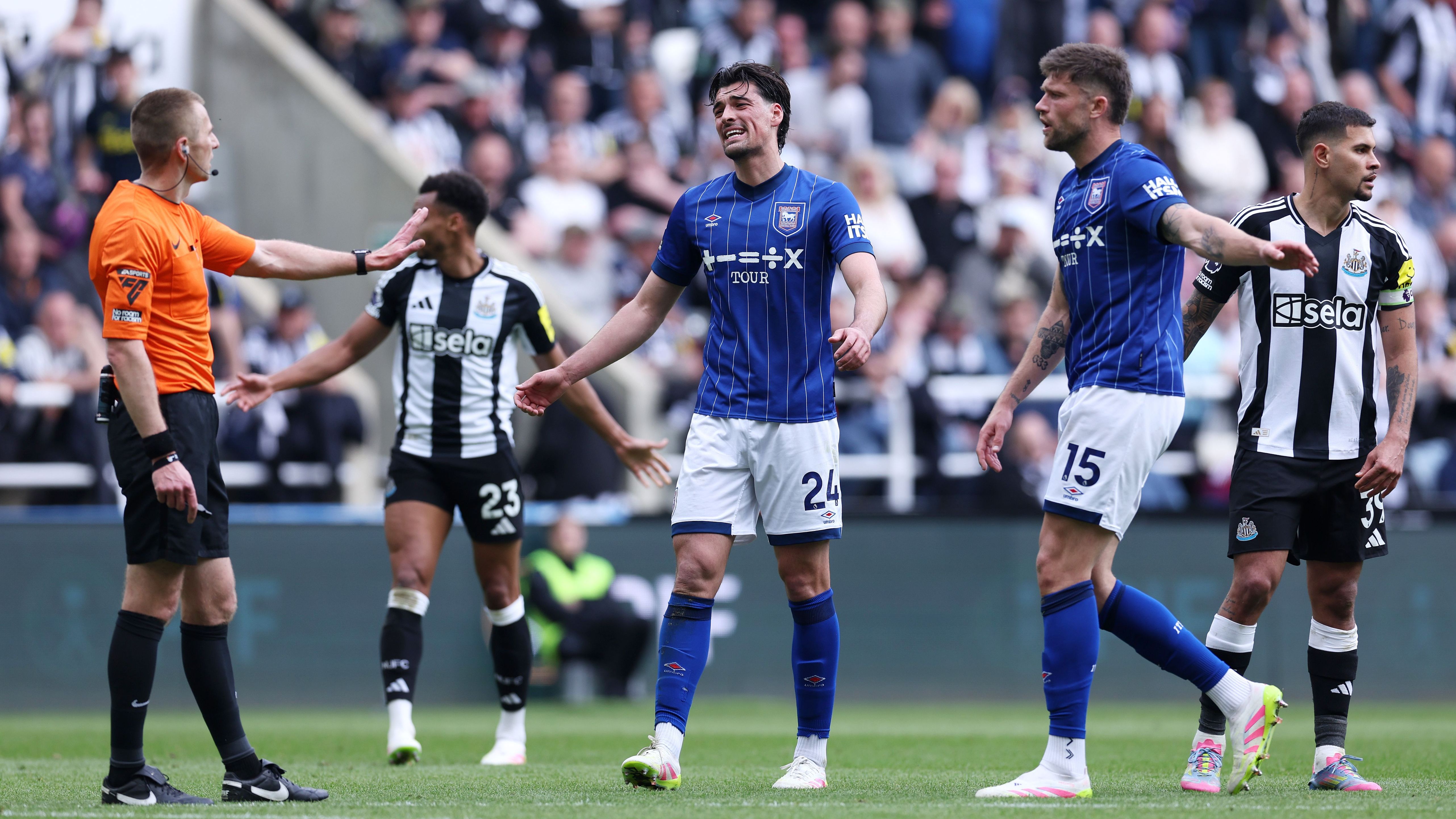 Newcastle United FC v Ipswich Town FC - Premier League