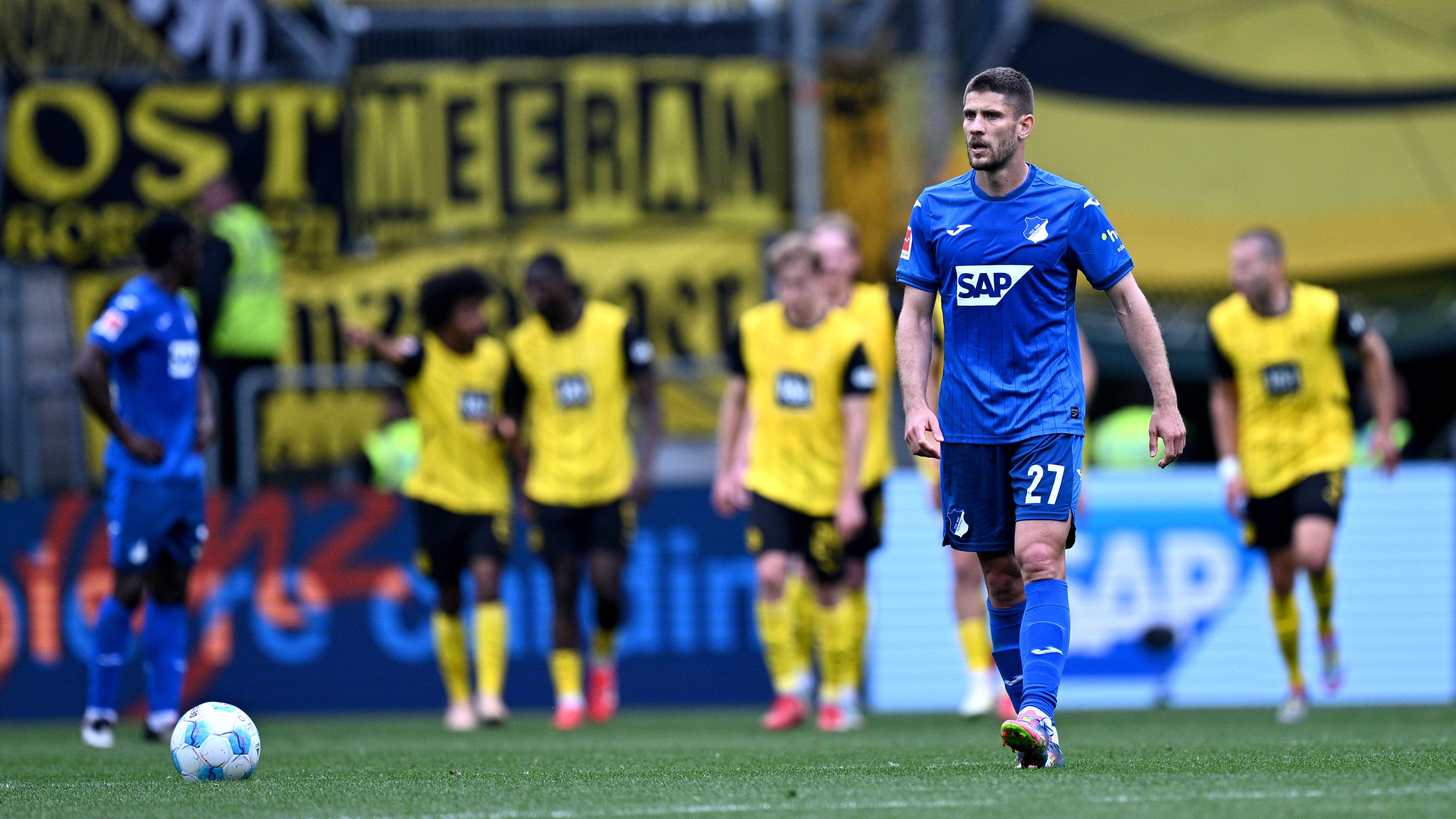 TSG 1899 Hoffenheim v Borussia Dortmund - Bundesliga