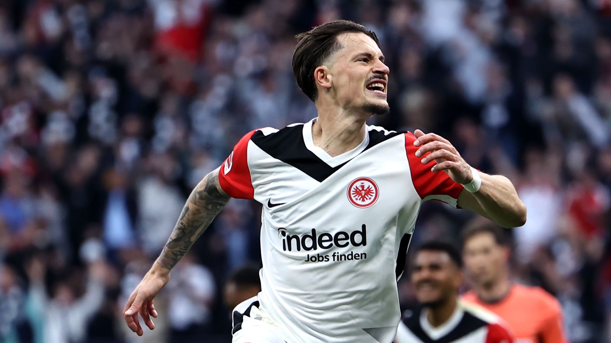 Borussia Dortmund snubbed by Germany defender Robin Koch as star defender signs new contract with Eintracht Frankfurt | Goal.com UK