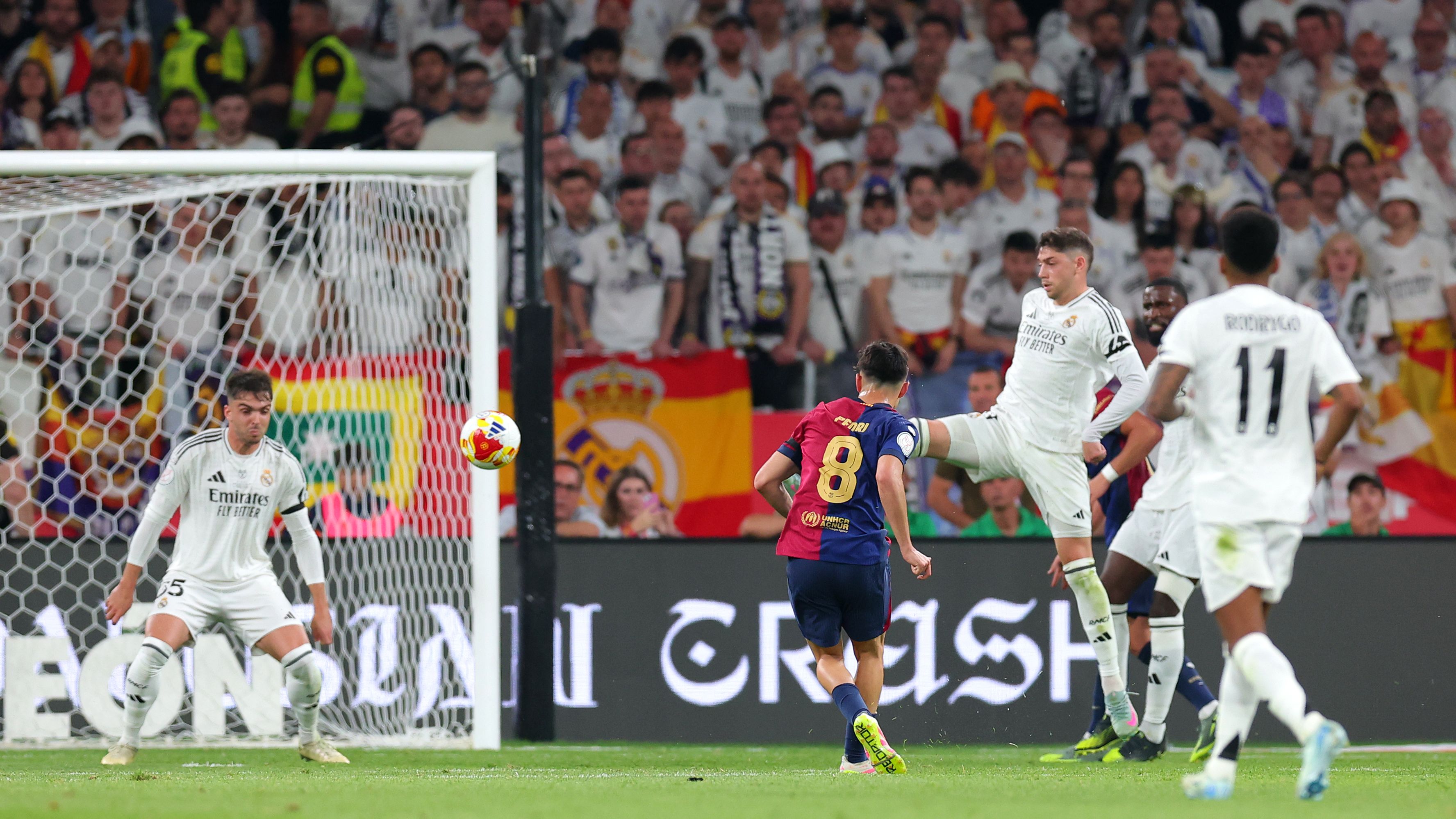 FC Barcelona v Real Madrid - Copa del Rey Final
