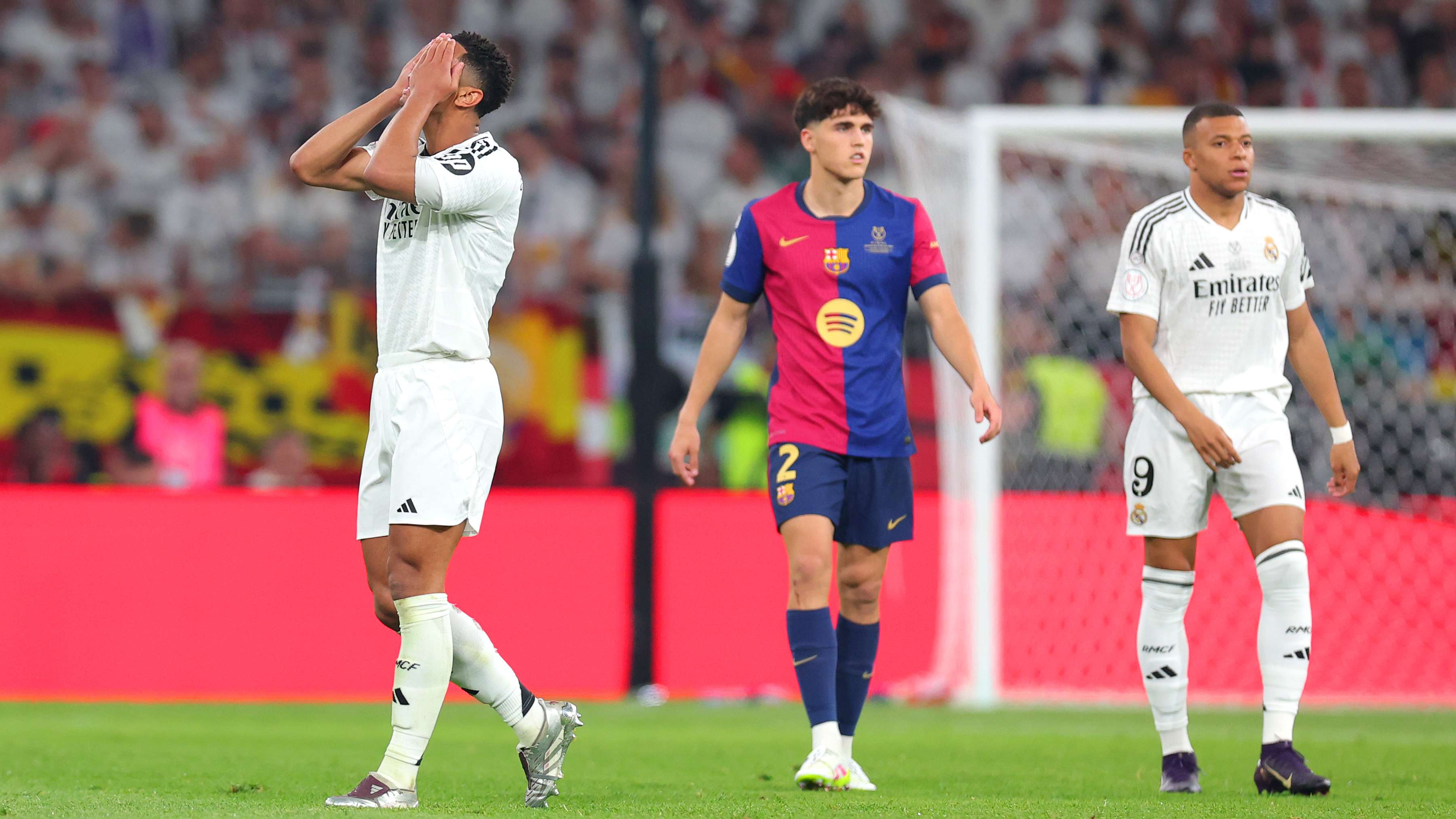 FC Barcelona v Real Madrid - Copa del Rey Final