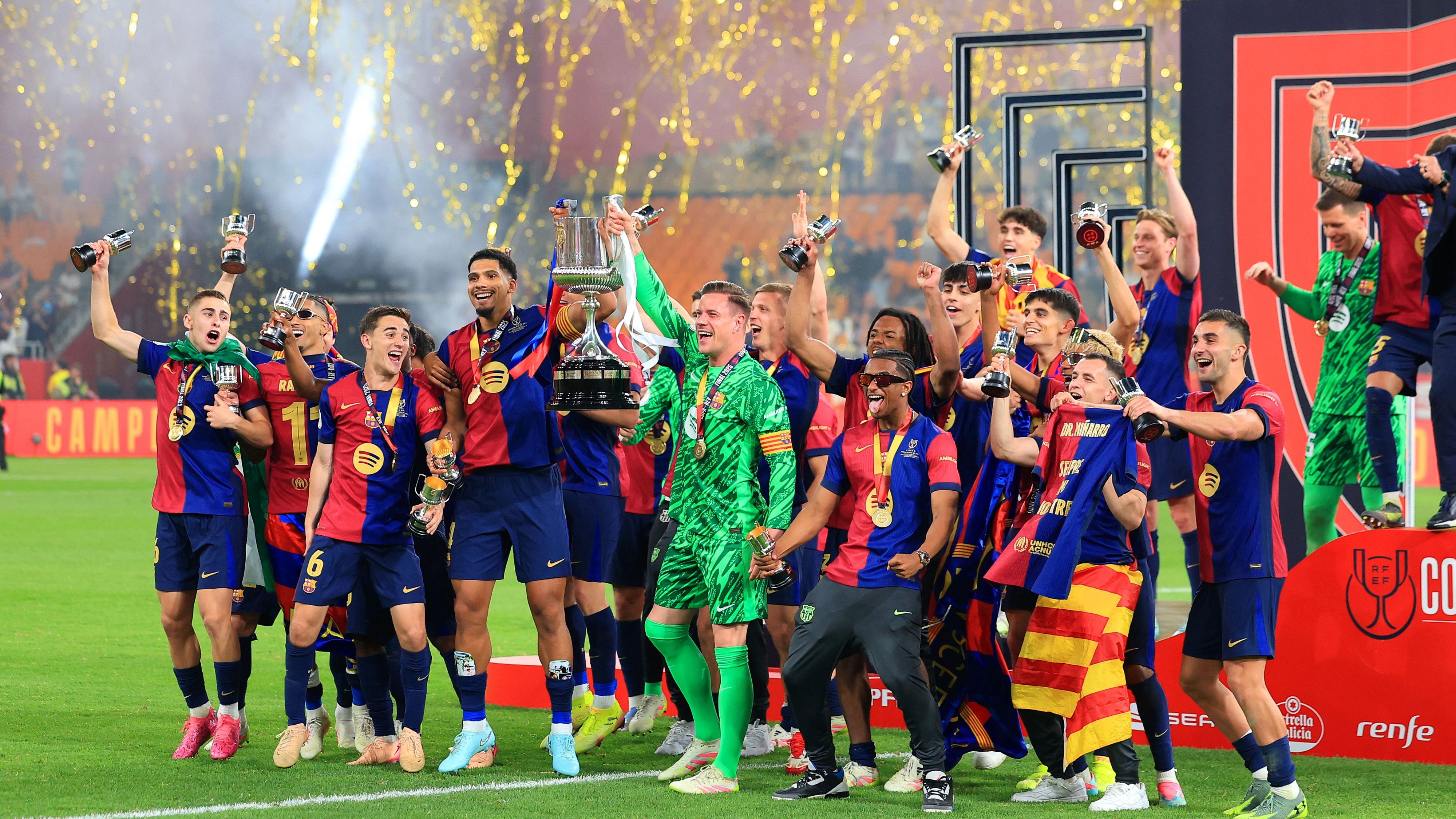 FC Barcelona v Real Madrid - Copa del Rey Final