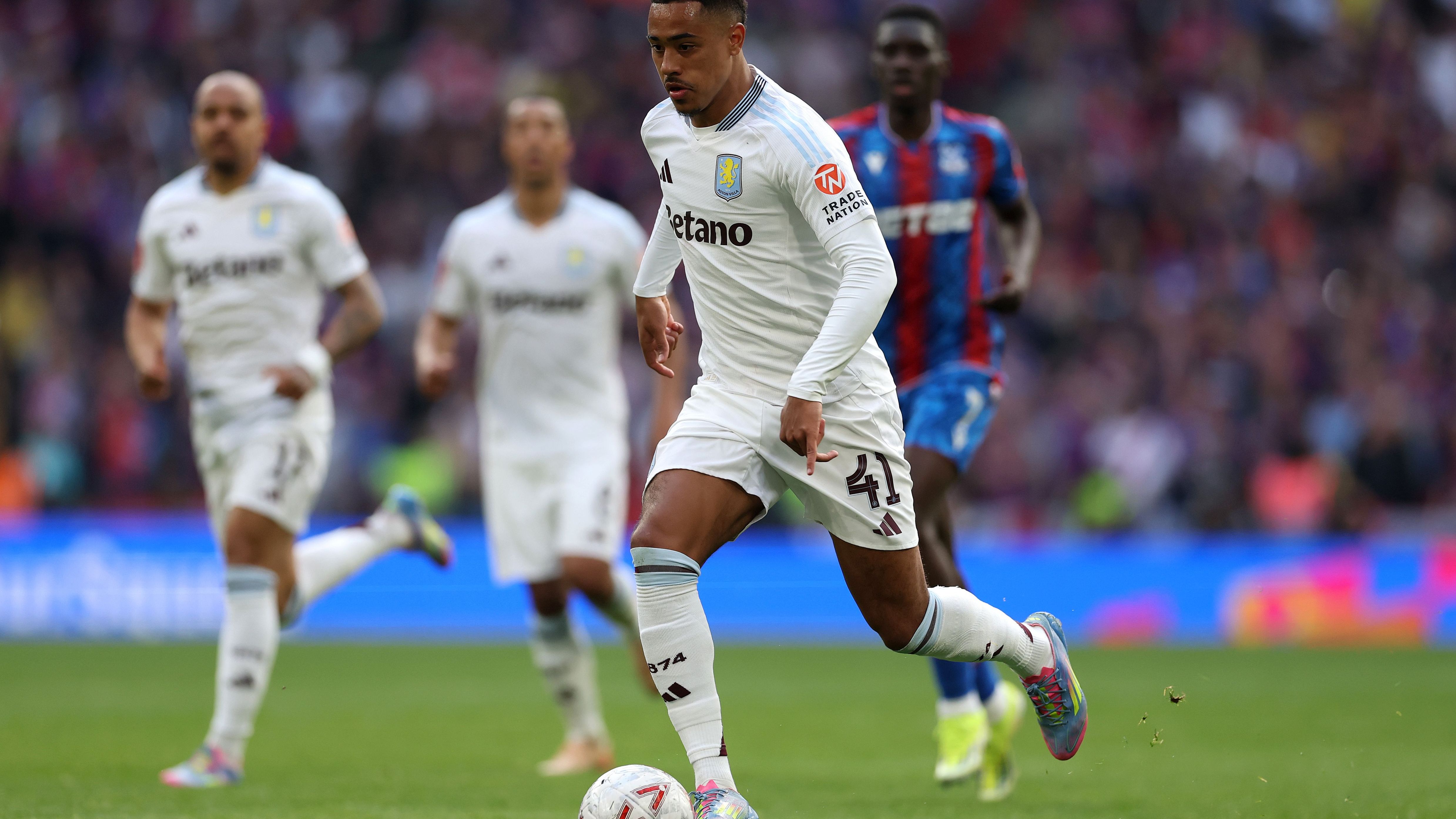 Crystal Palace v Aston Villa - Emirates FA Cup Semi Final