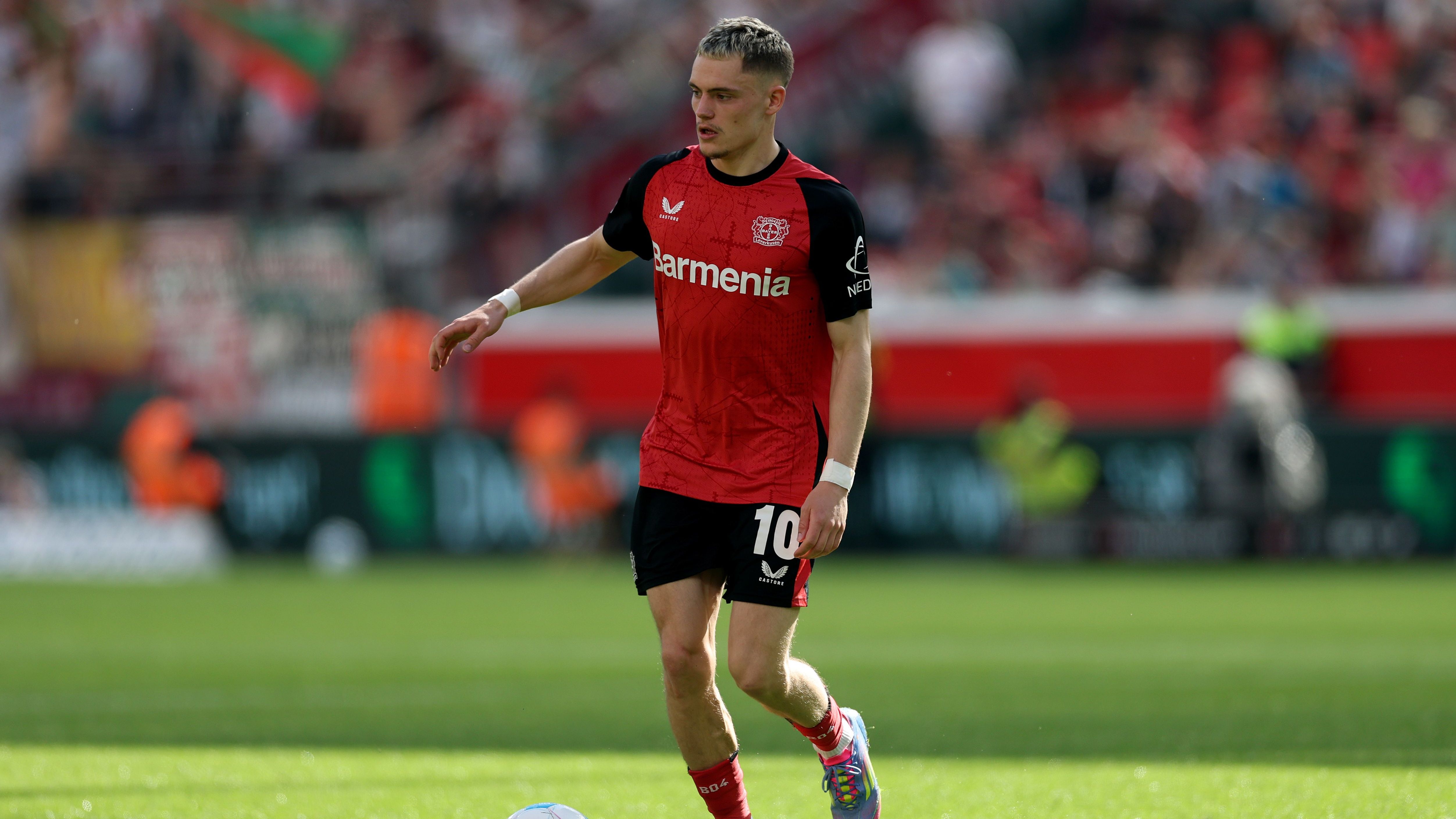 Bayer 04 Leverkusen v FC Augsburg - Bundesliga