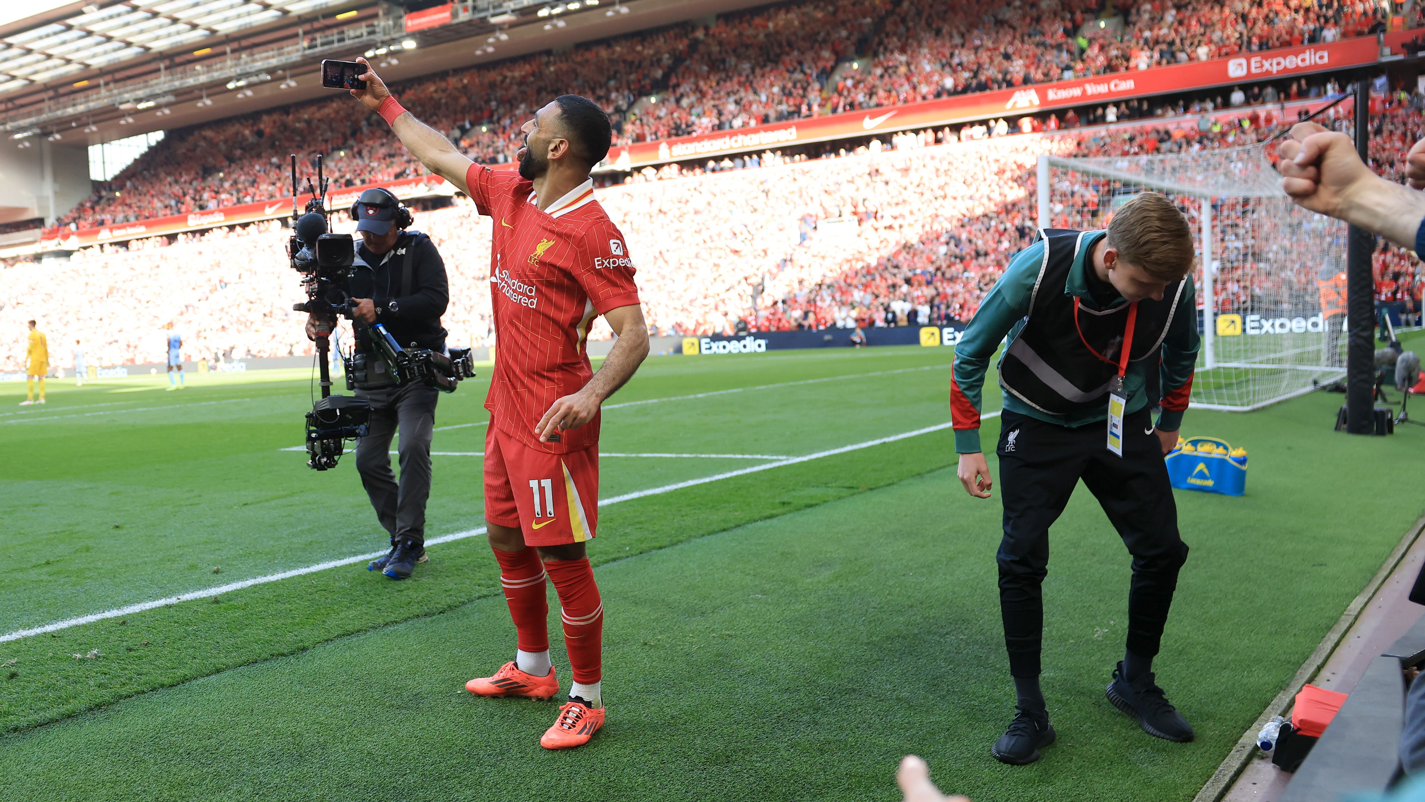 Liverpool FC v Tottenham Hotspur FC - Premier League