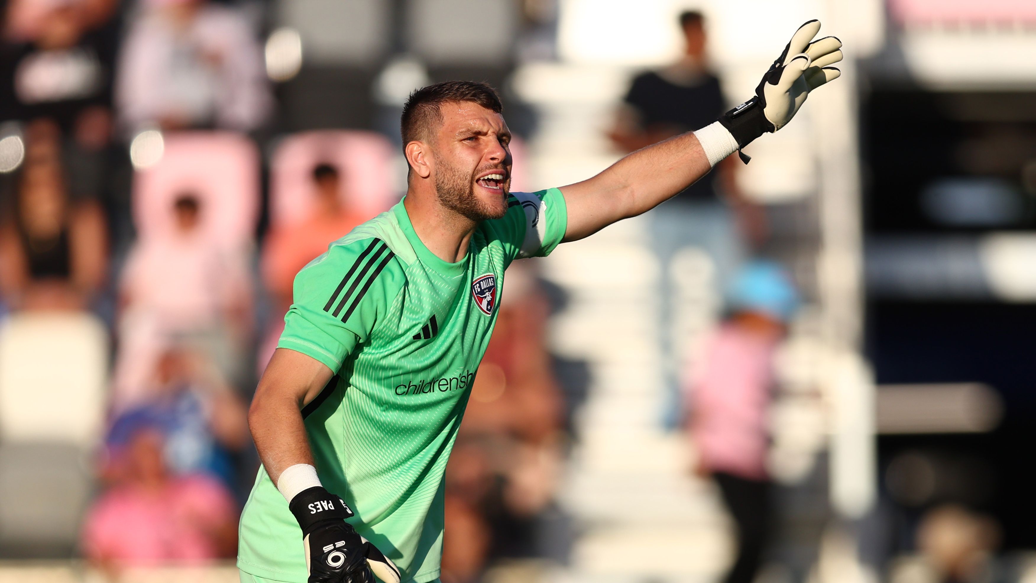 Maarten Paes Kebobolan Lima Gol, FC Dallas Dihajar San Diego FC 5-0 Di MLS