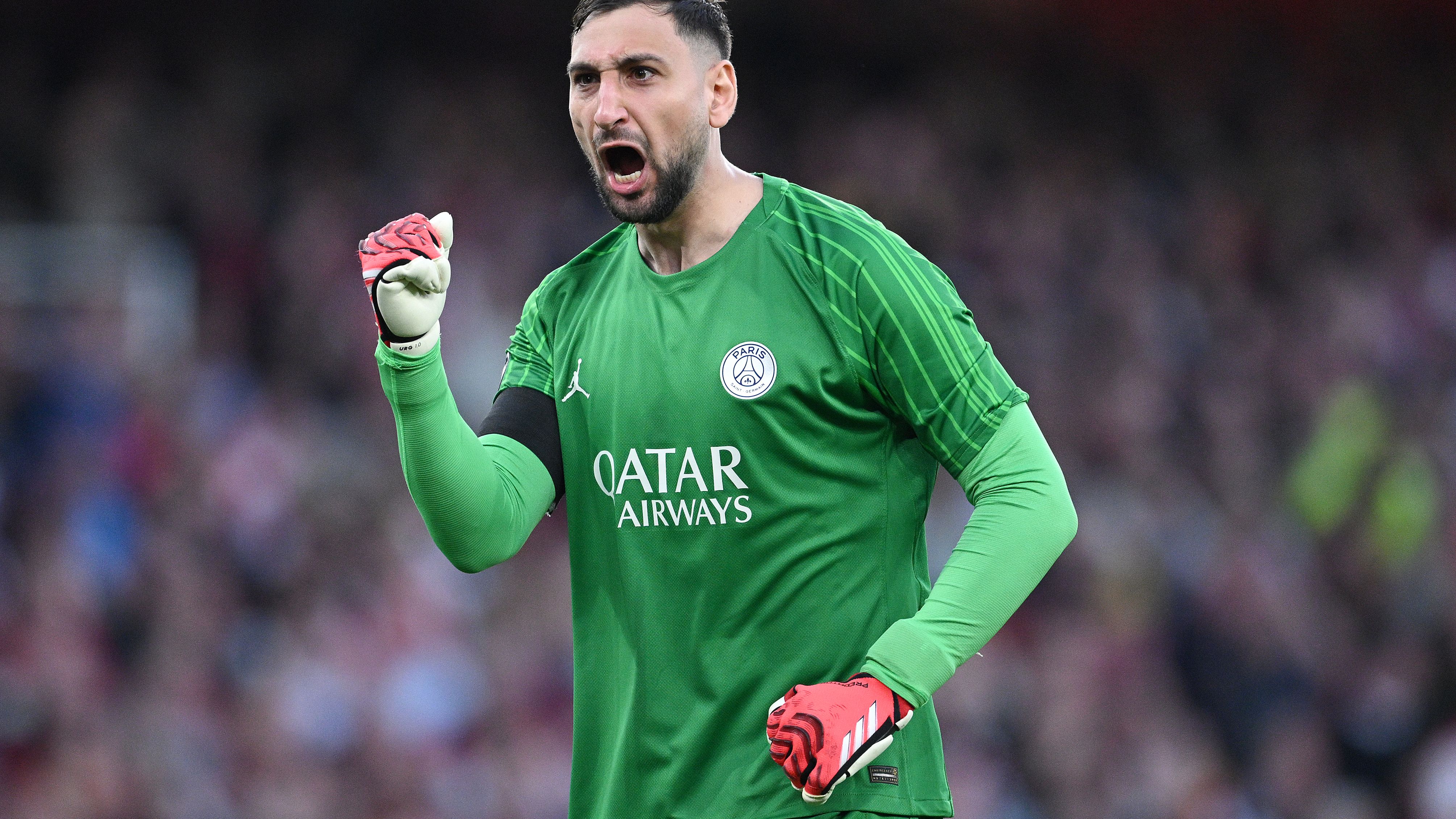 Arsenal FC v Paris Saint-Germain - UEFA Champions League 2024/25 Semi Final First Leg