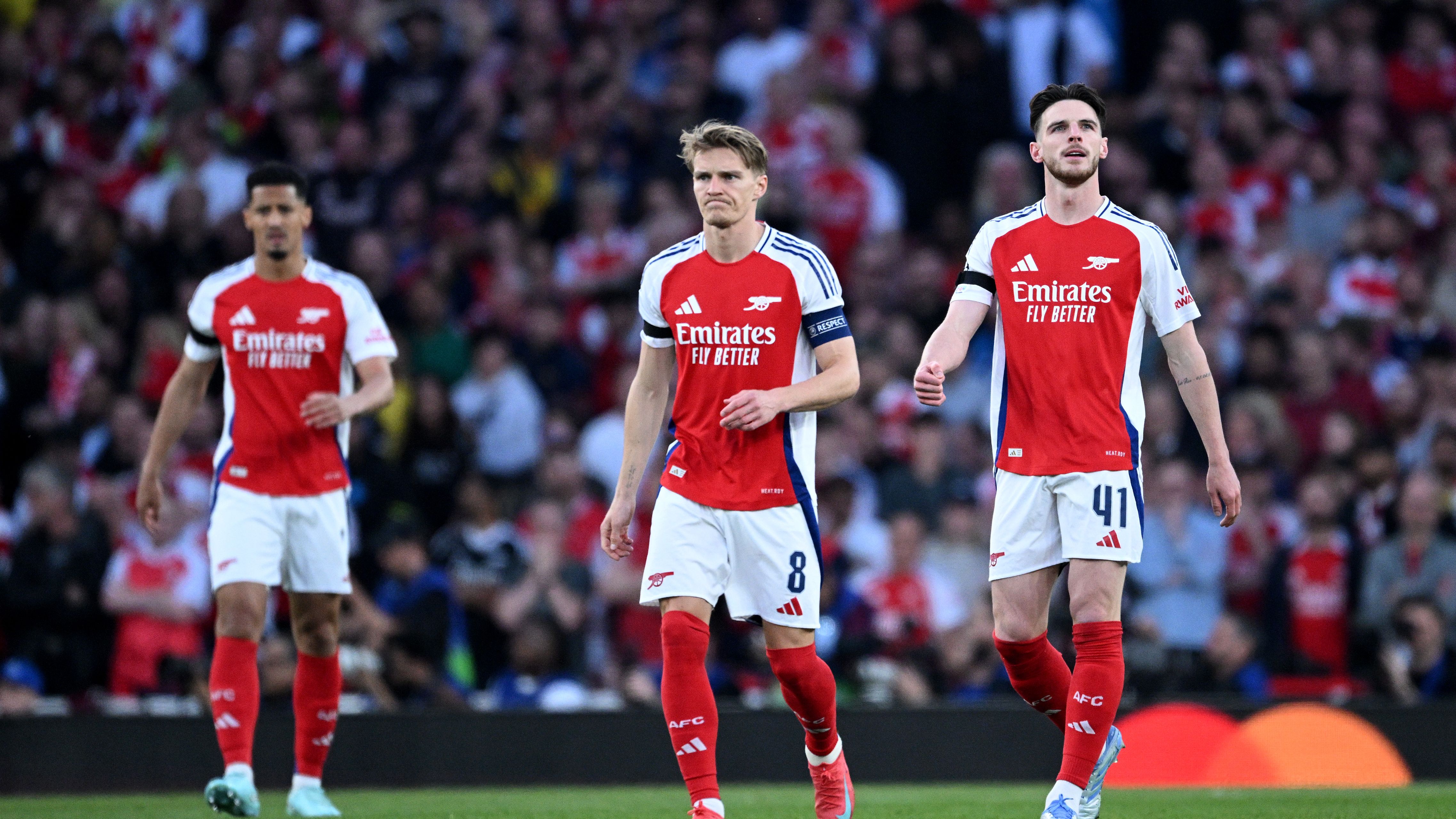 Arsenal FC v Paris Saint-Germain - UEFA Champions League 2024/25 Semi Final First Leg