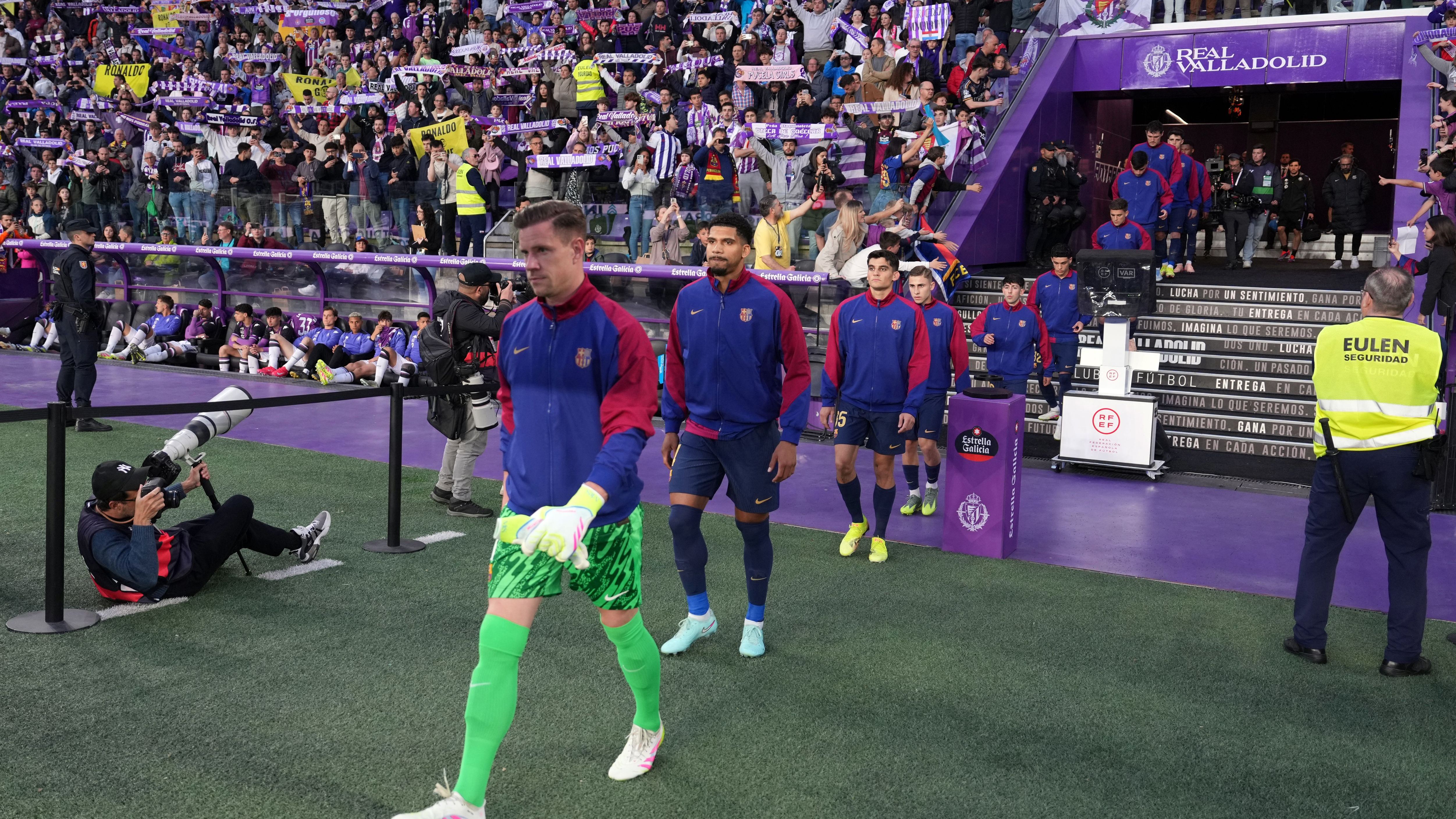 FBL-ESP-LIGA-VALLADOLID-BARCELONA