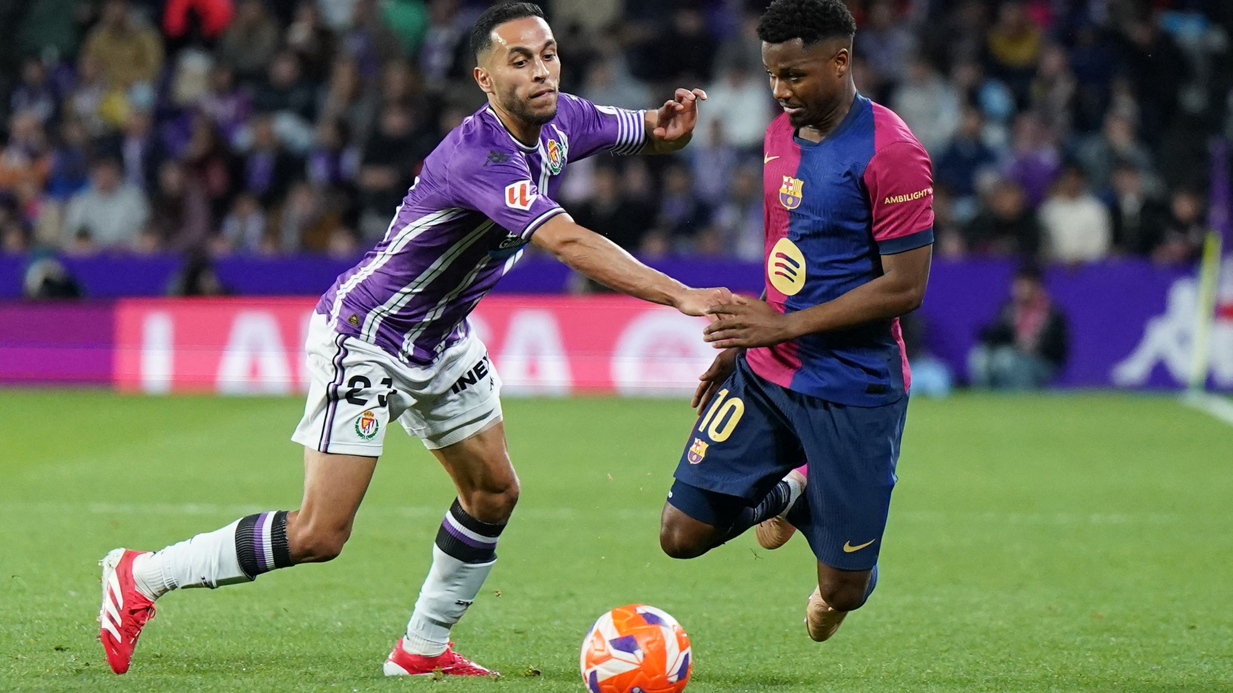 FBL-ESP-LIGA-VALLADOLID-BARCELONA