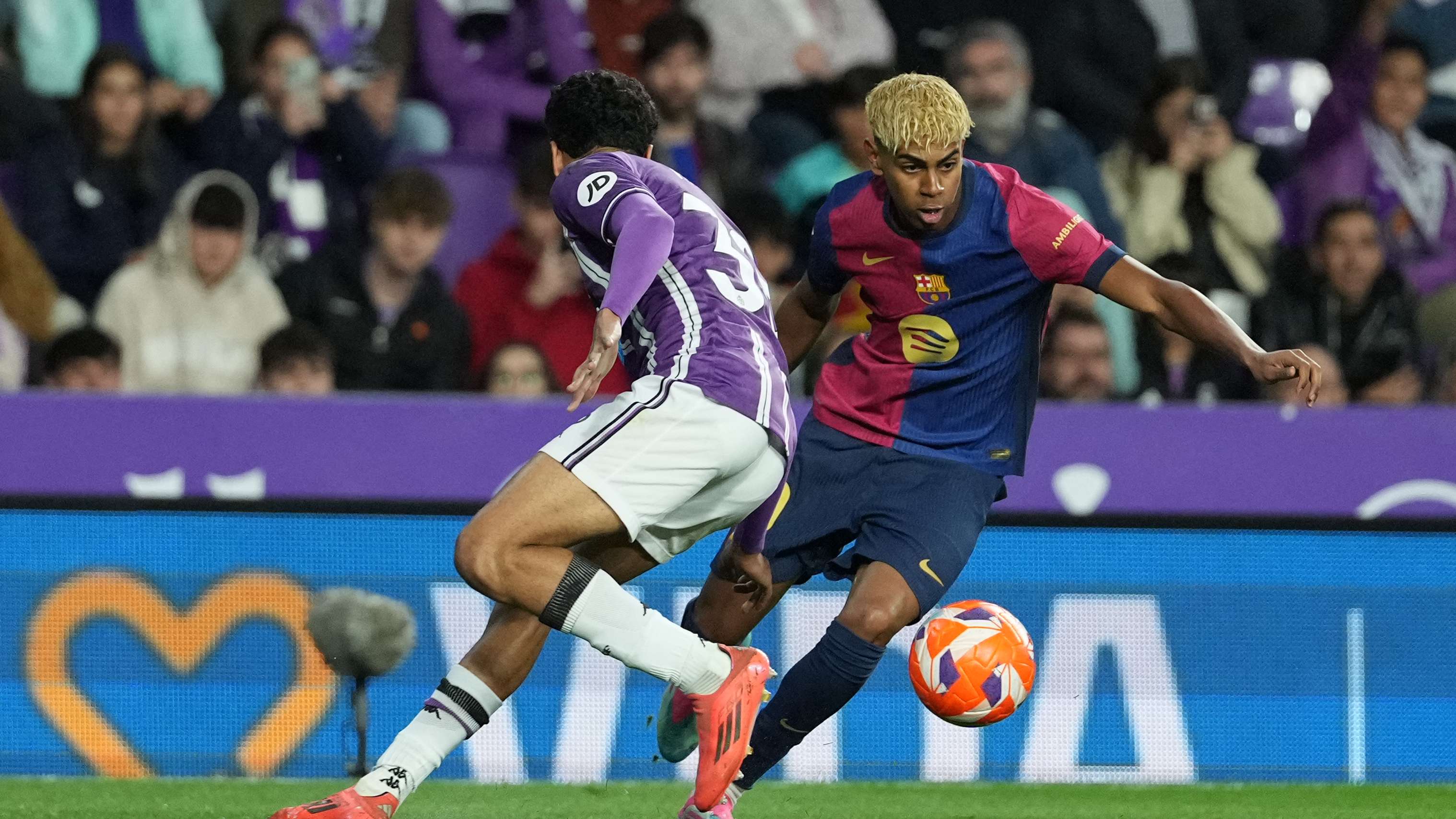 FBL-ESP-LIGA-VALLADOLID-BARCELONA