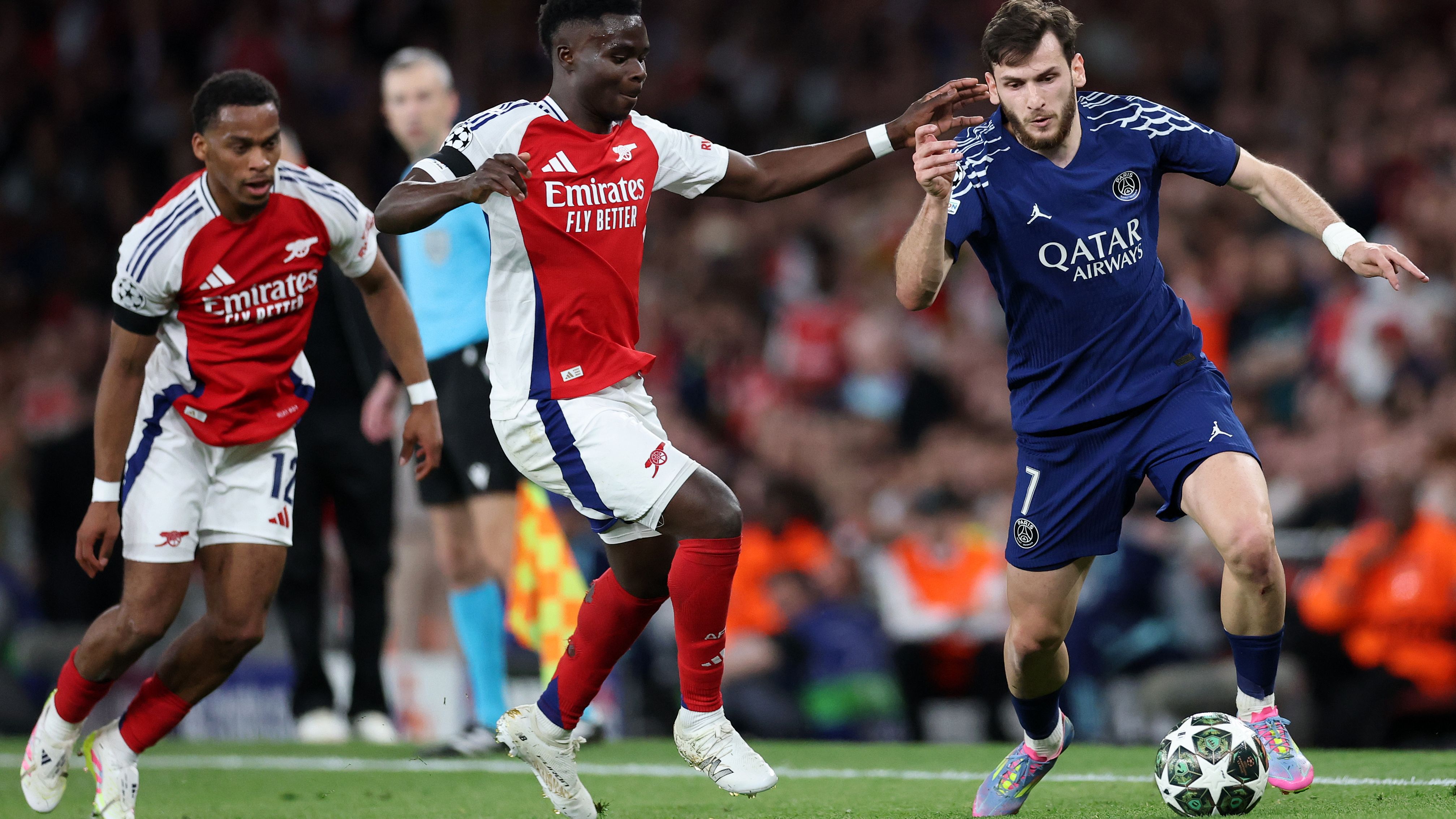 Arsenal FC v Paris Saint-Germain - UEFA Champions League 2024/25 Semi Final First Leg