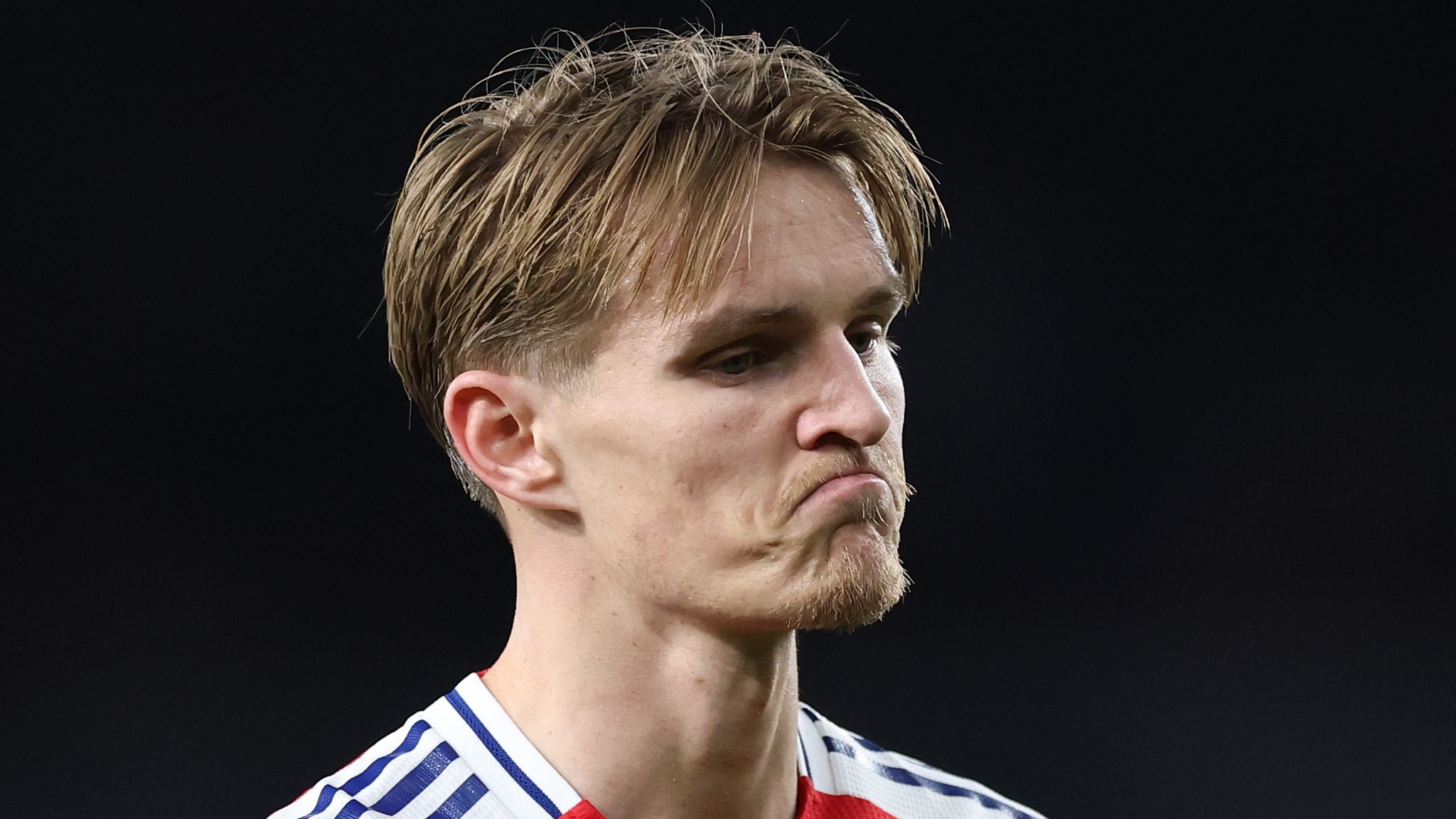 Arsenal FC v Paris Saint-Germain - UEFA Champions League 2024/25 Semi Final First Leg