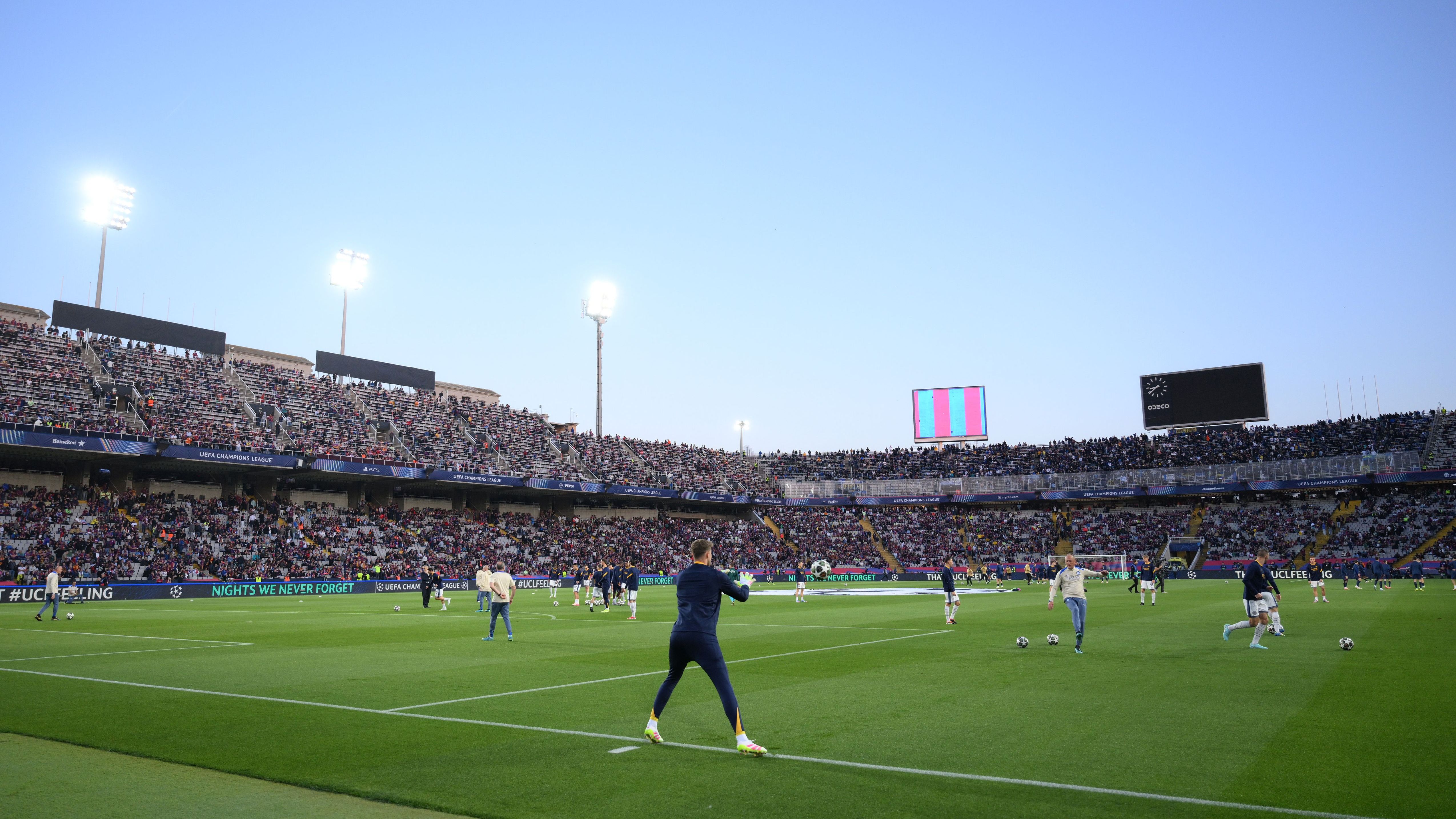 FC Barcelona v FC Internazionale Milano - UEFA Champions League 2024/25 Semi Final First Leg