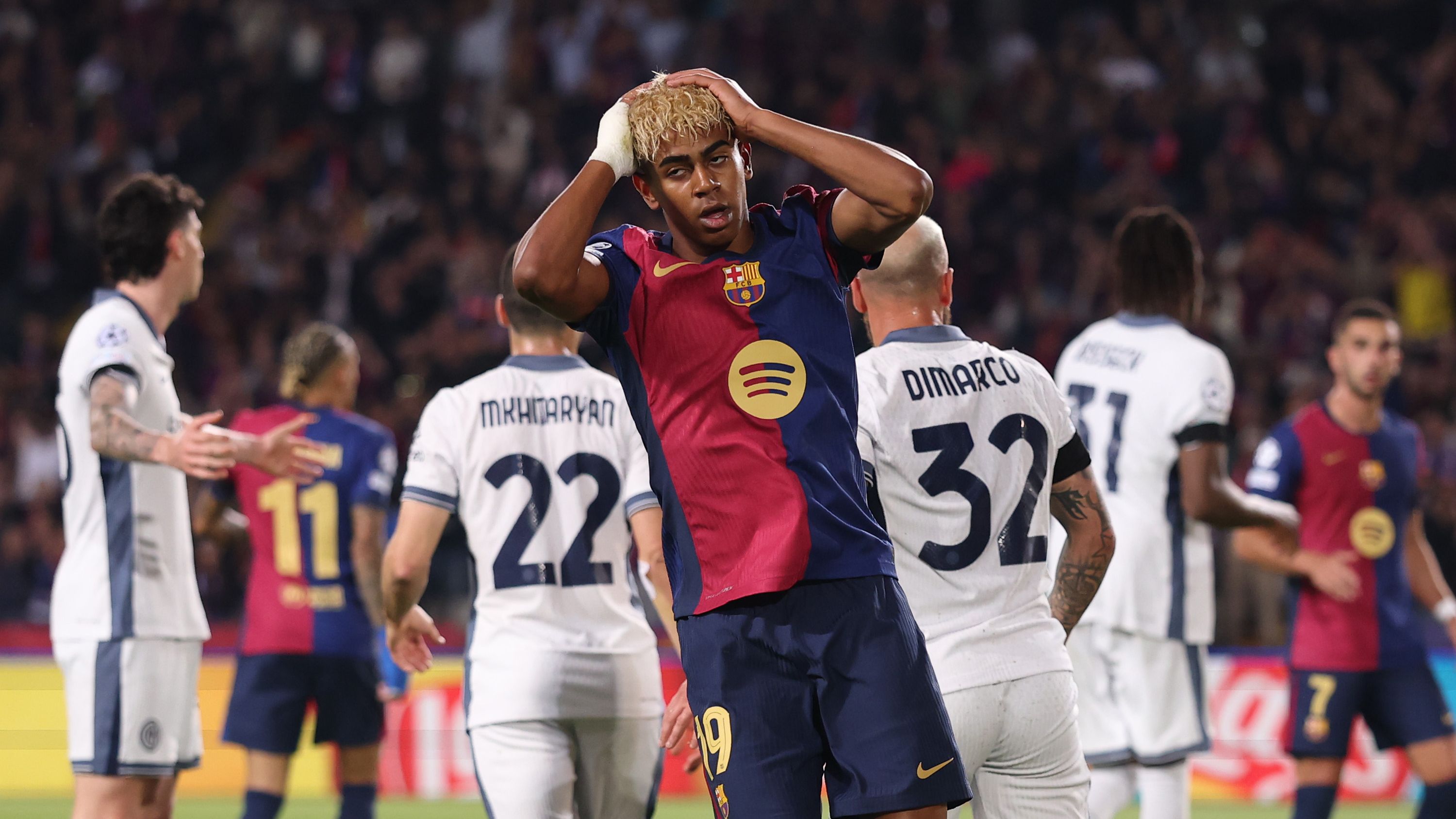 FC Barcelona v FC Internazionale Milano - UEFA Champions League 2024/25 Semi Final First Leg