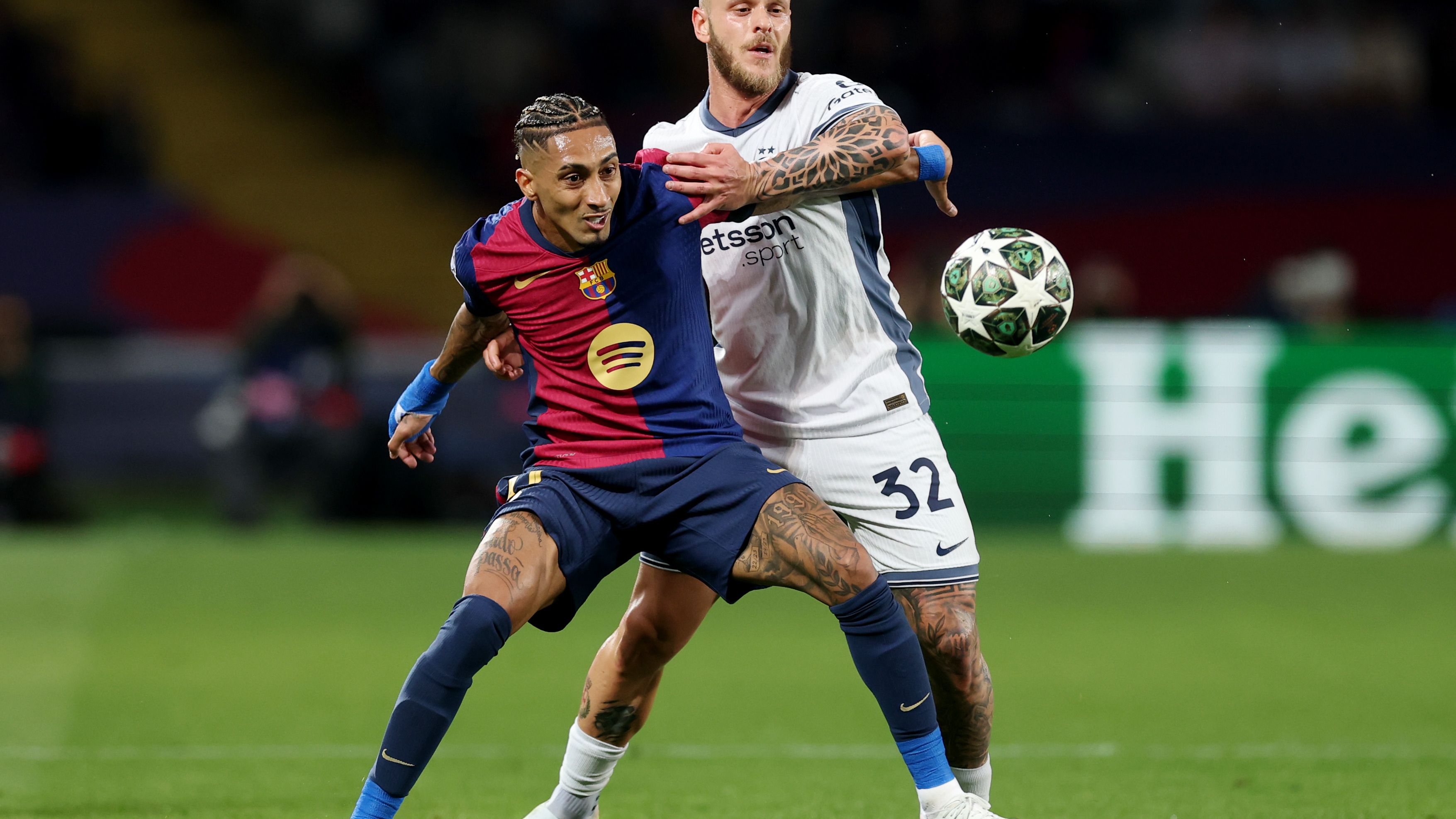 FC Barcelona v FC Internazionale Milano - UEFA Champions League 2024/25 Semi Final First Leg