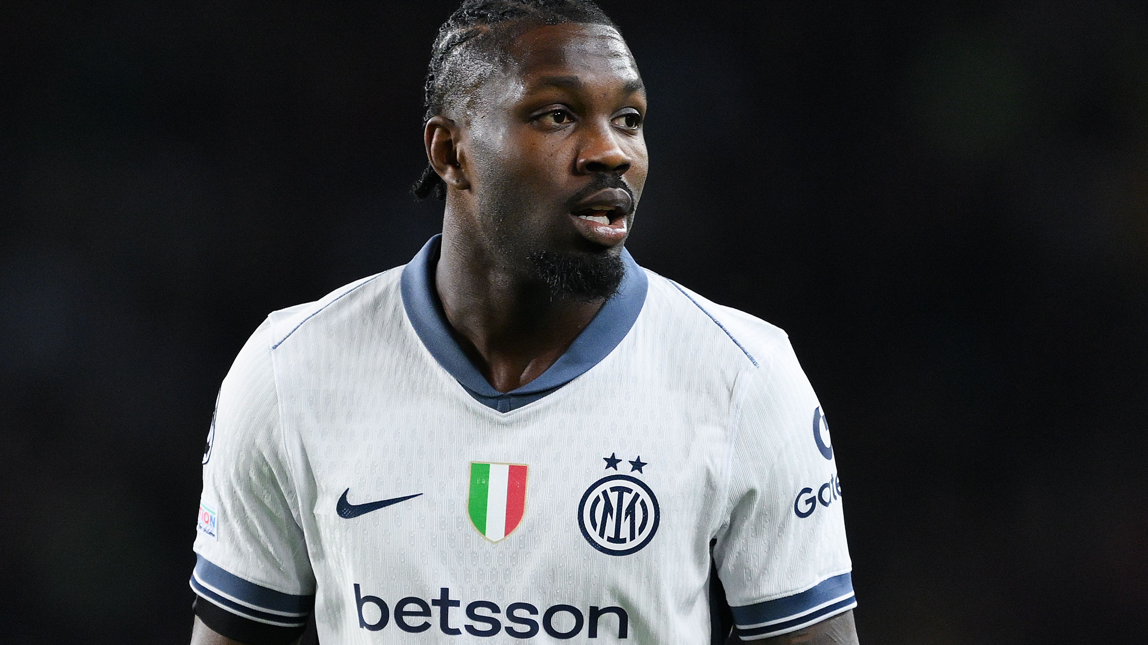 FC Barcelona v FC Internazionale Milano - UEFA Champions League 2024/25 Semi Final First Leg