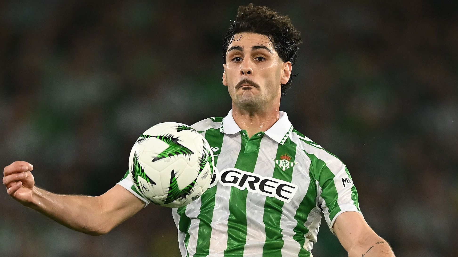 Real Betis Balompie v ACF Fiorentina - UEFA Conference League 2024/25 Semi Final First Leg