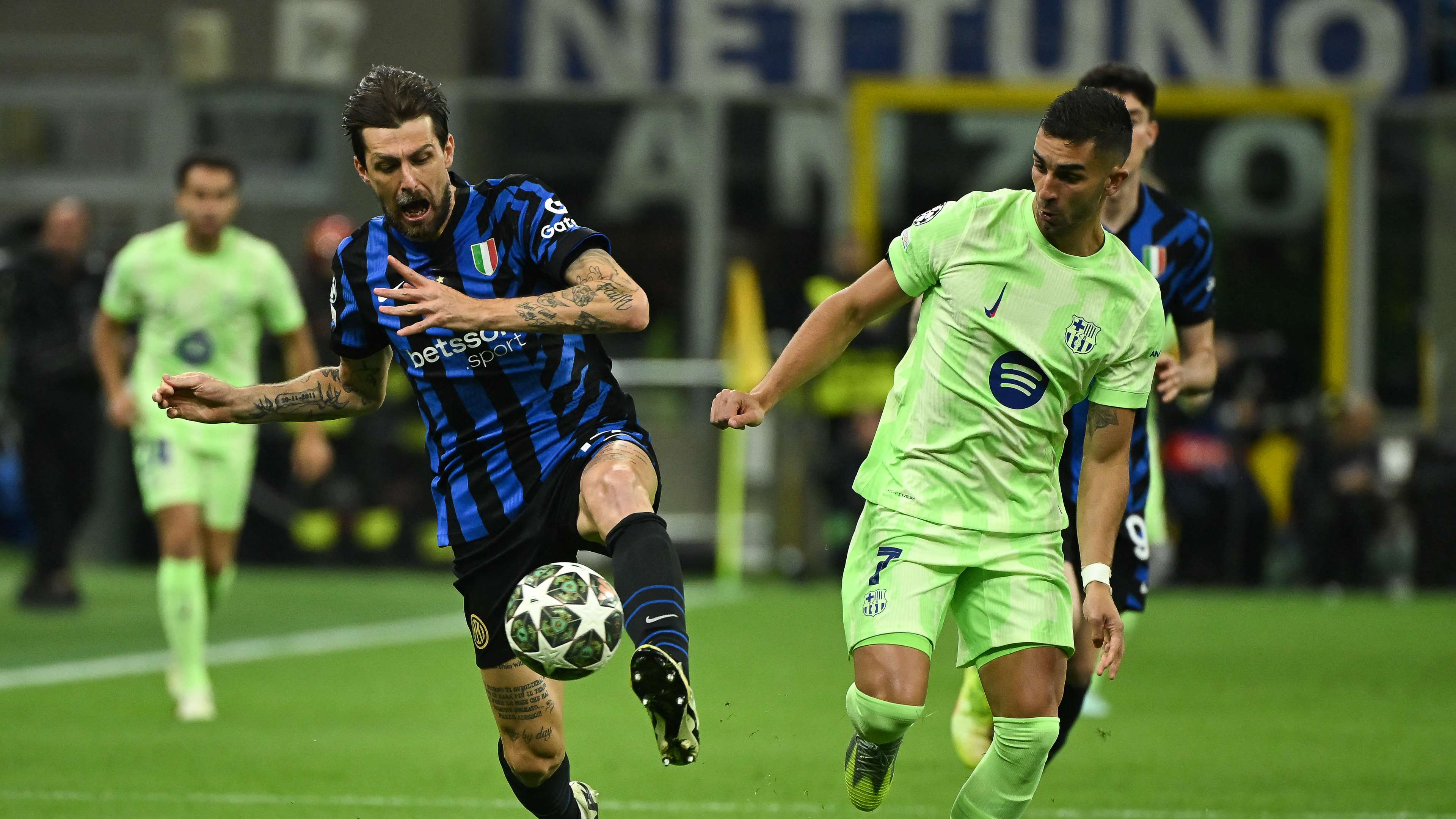 FBL-EUR-C1-INTER MILAN-BARCELONA