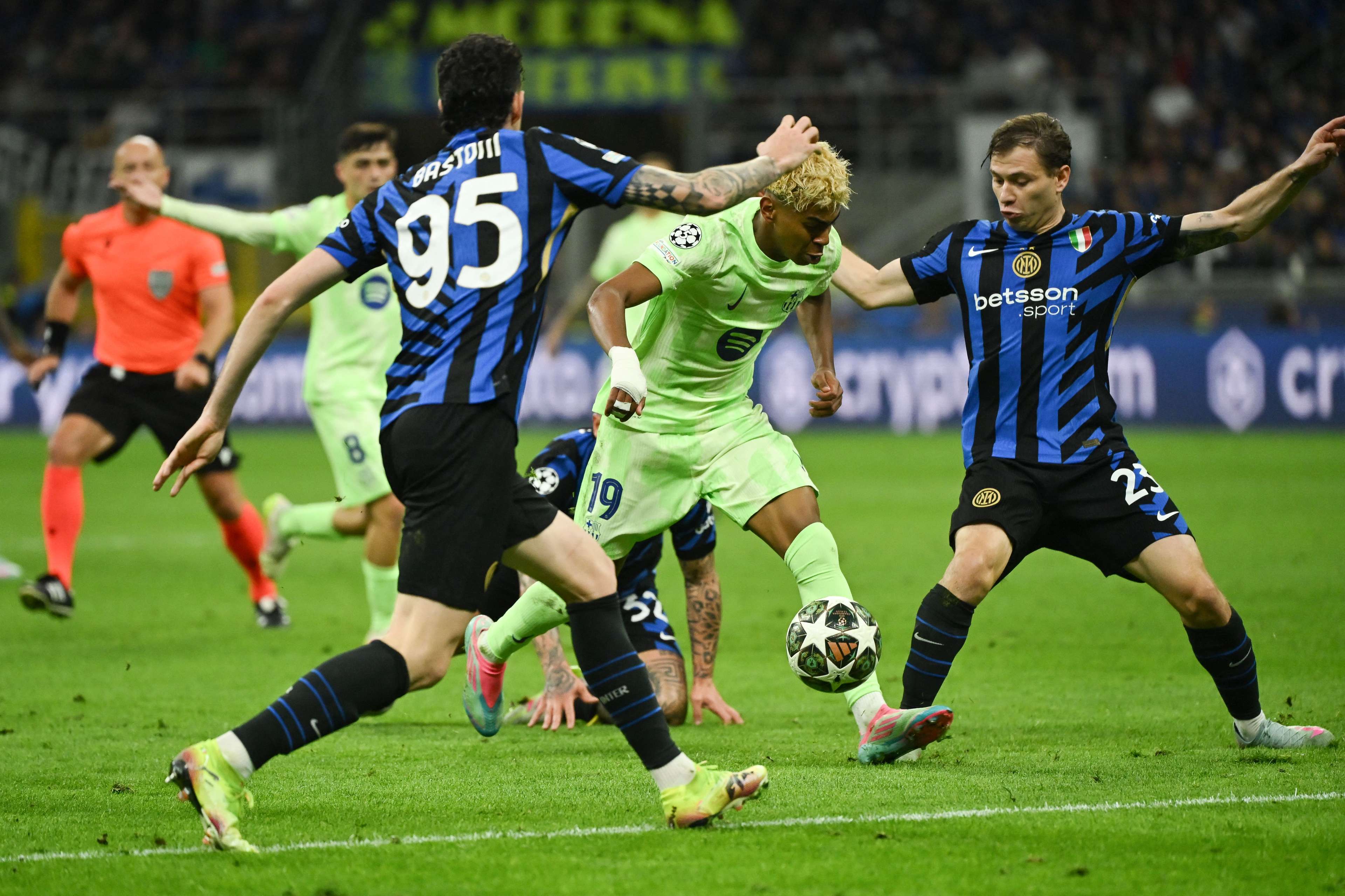 FBL-EUR-C1-INTER MILAN-BARCELONA