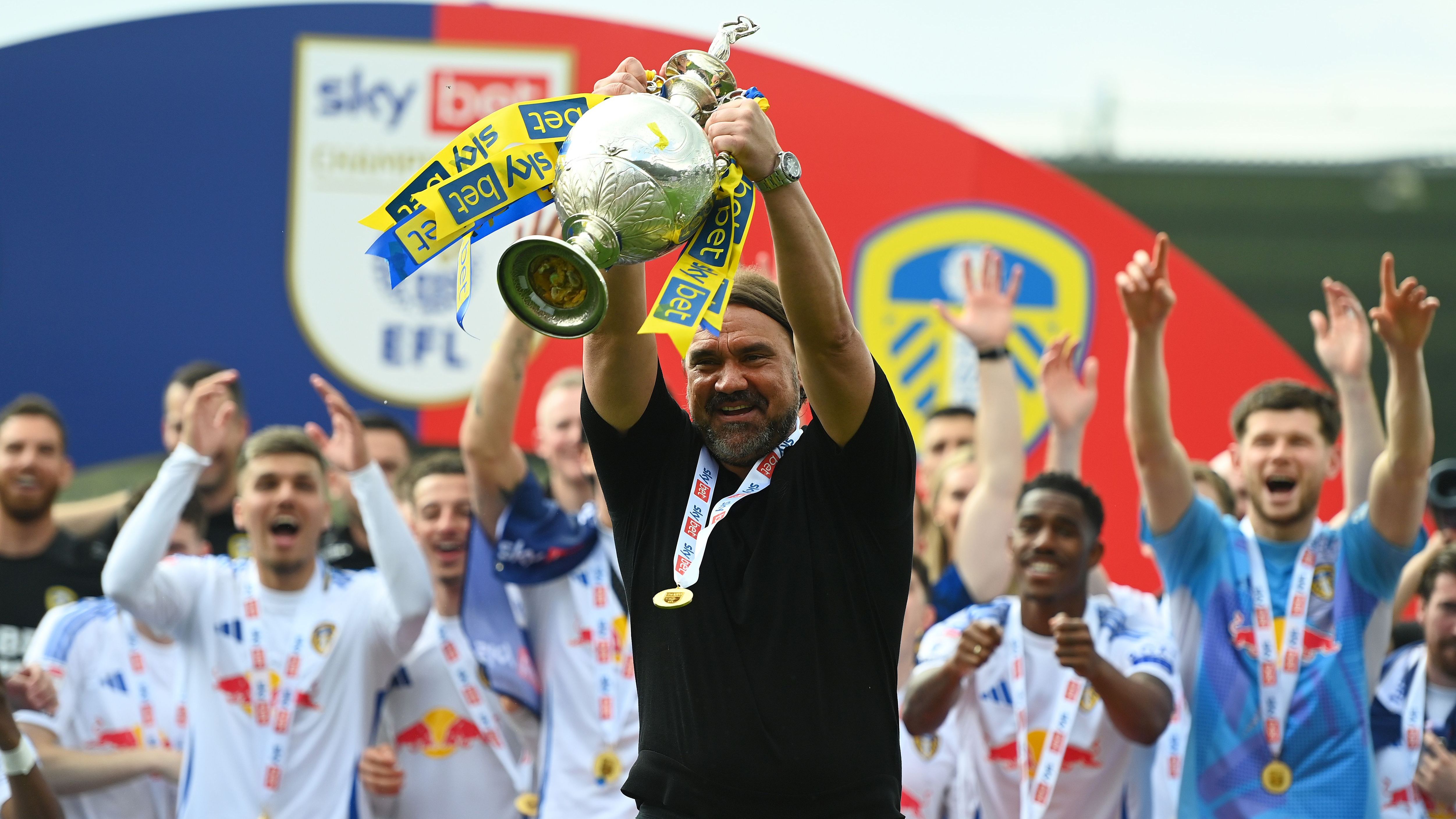 Plymouth Argyle FC v Leeds United FC - Sky Bet Championship