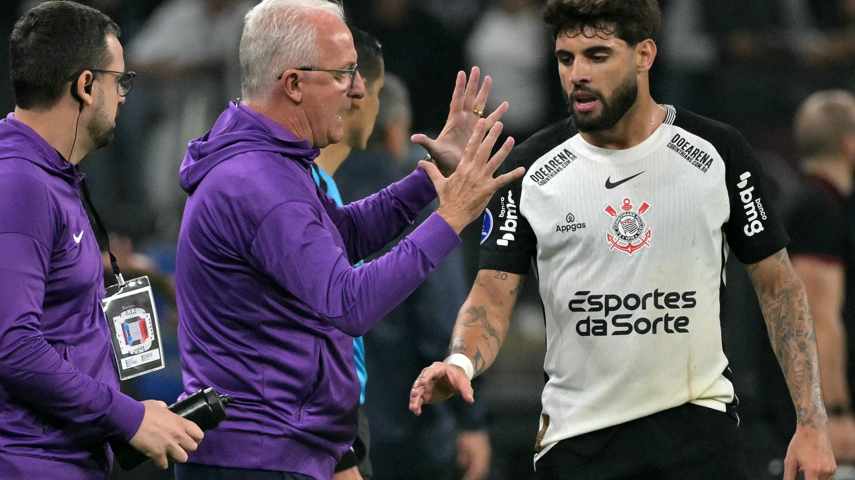 FBL-SUDAMERICANA-CORINTHIANS-AMERICA