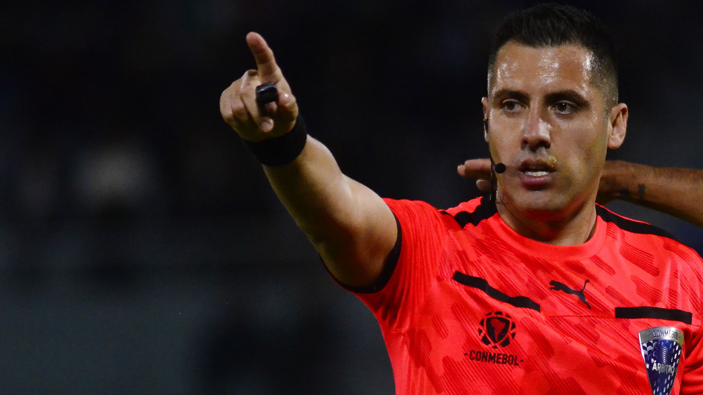 FBL-LIBERTADORES-BULOBULO-PENAROL