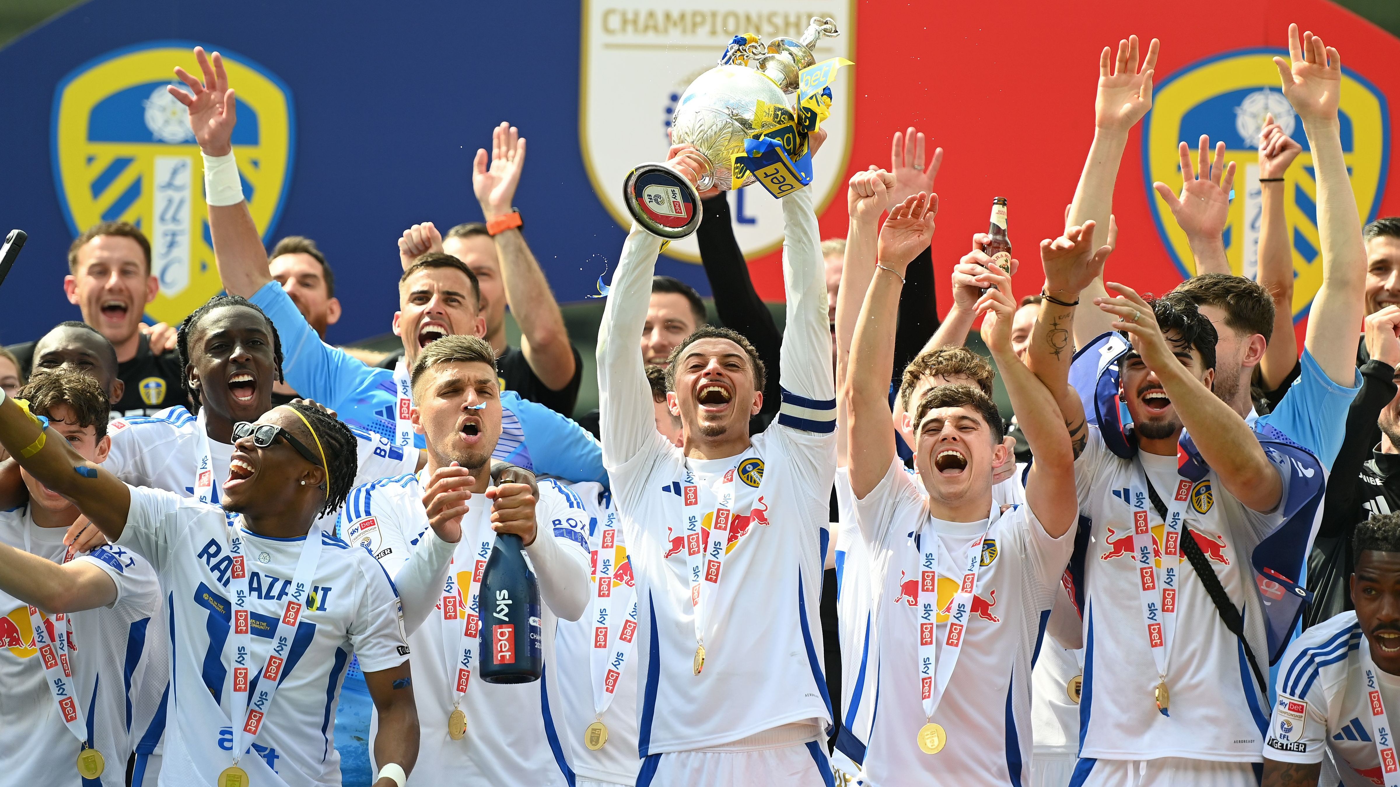 Plymouth Argyle FC v Leeds United FC - Sky Bet Championship