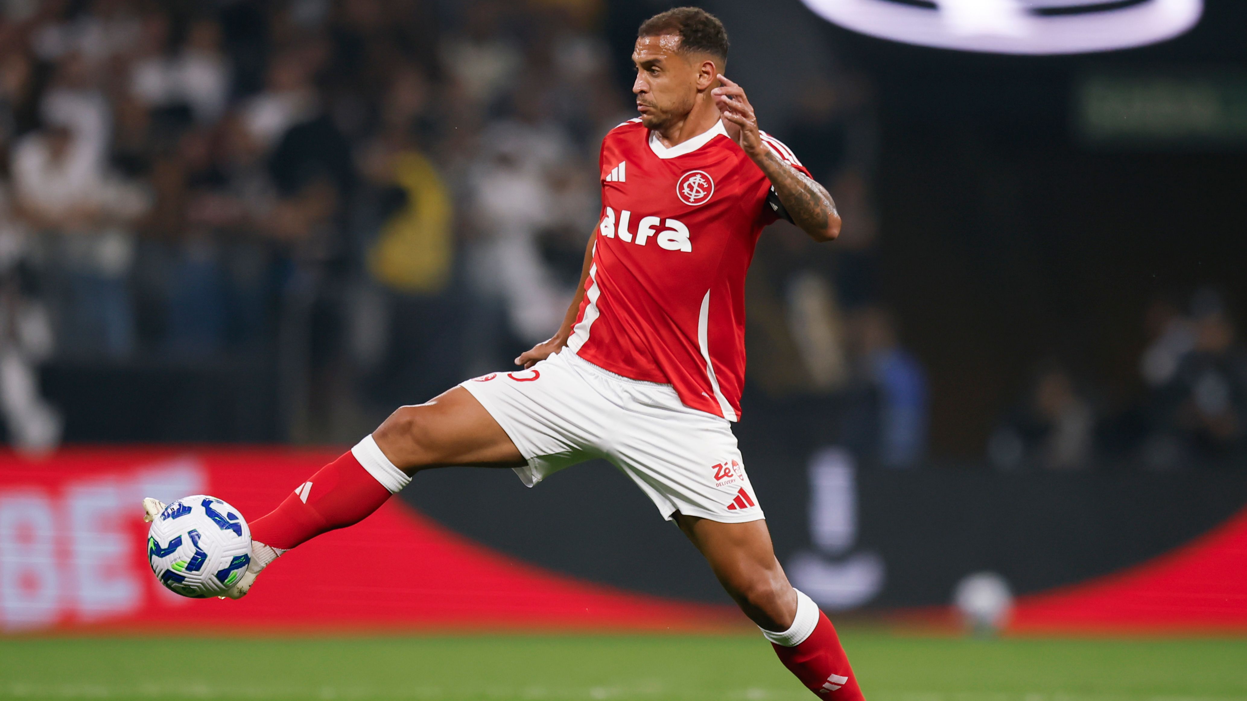 Corinthians v Internacional - Brasileirao 2025