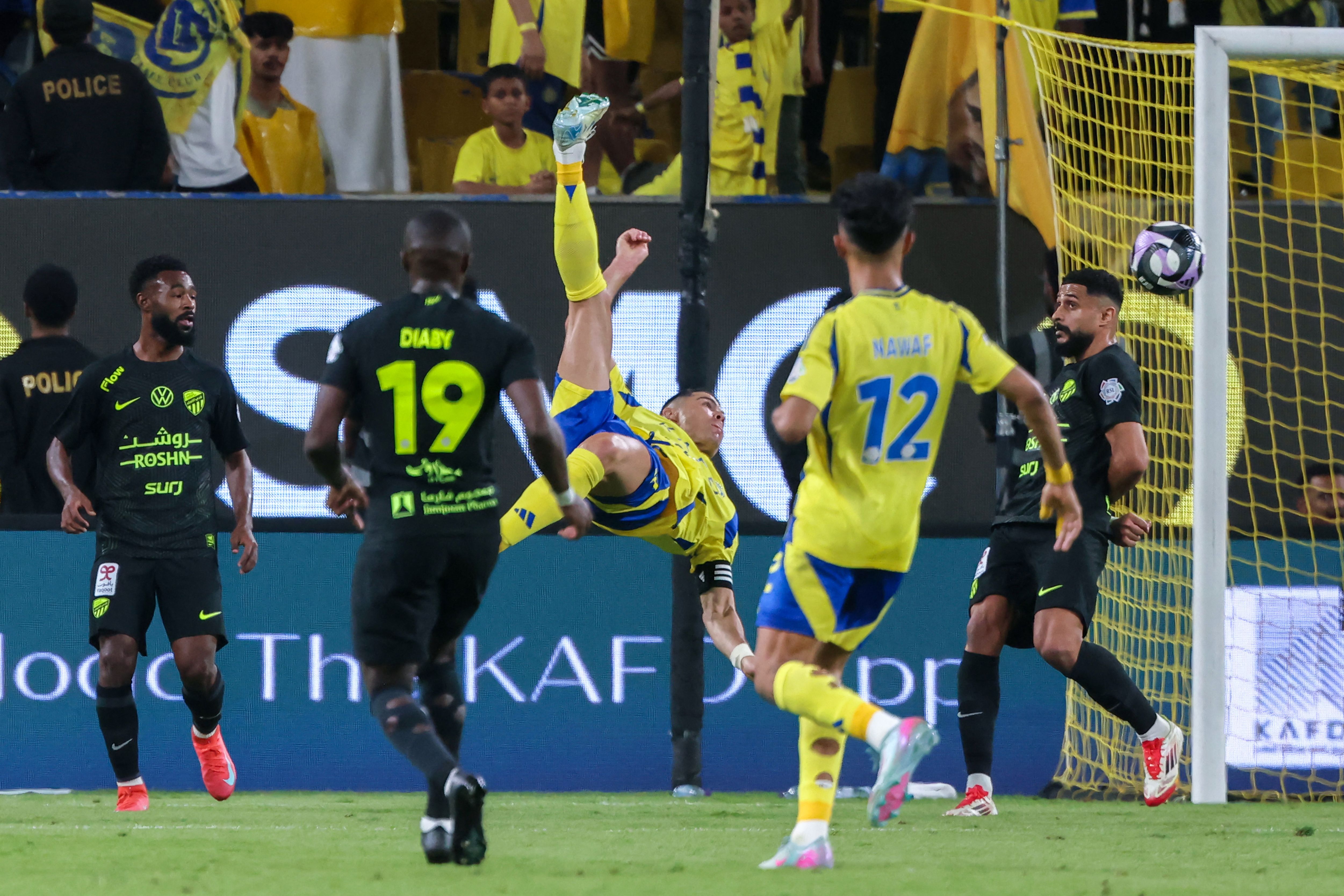 TOPSHOT-FBL-KSA-NASSR-ITTIHAD