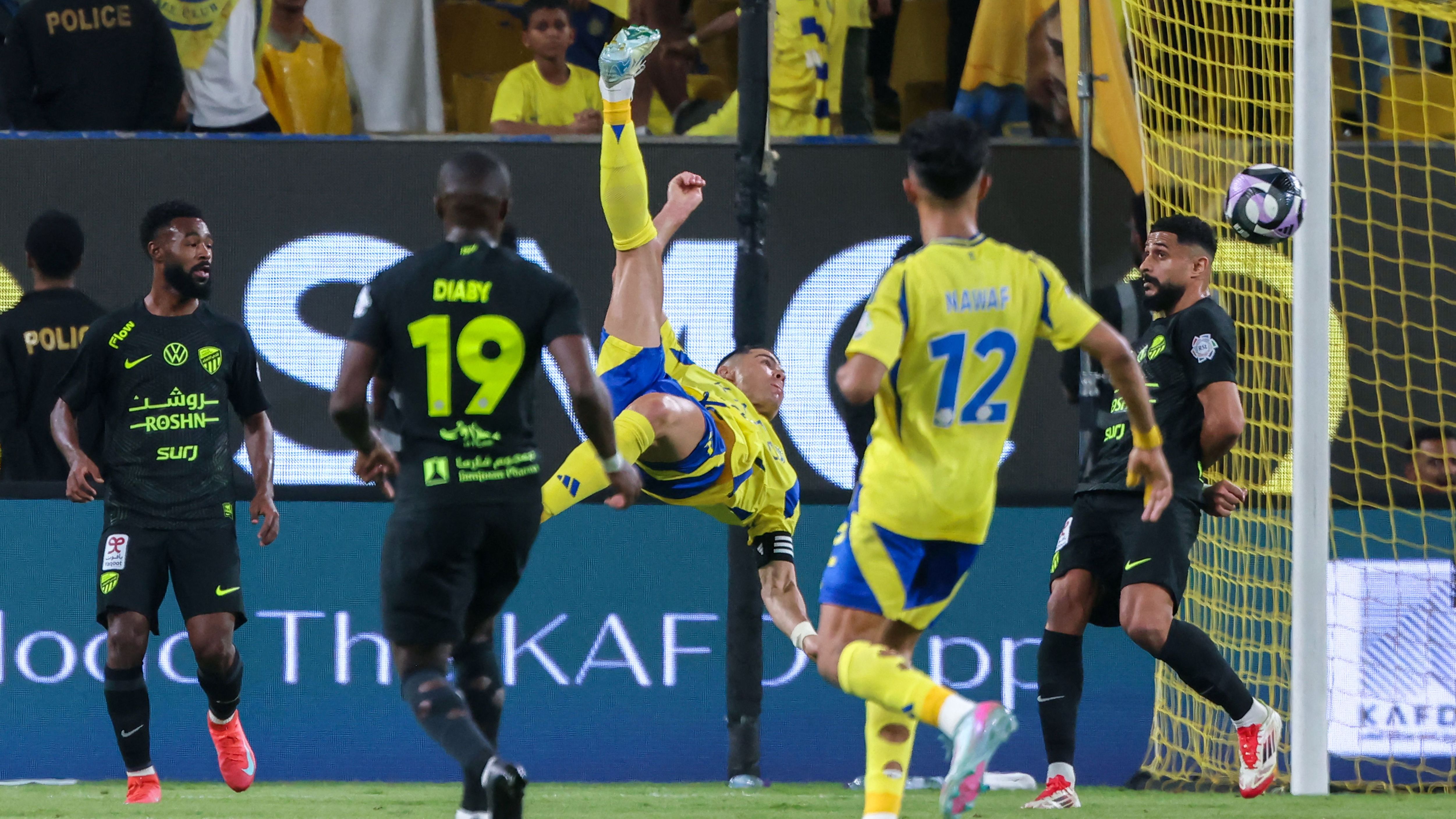 TOPSHOT-FBL-KSA-NASSR-ITTIHAD
